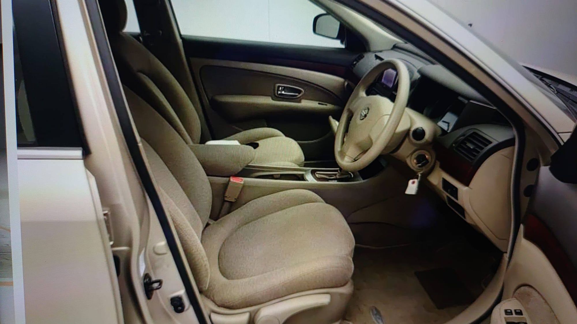 https://ycs.partsauto.market/partsauto-images/thmbs/userImages/772e461030aea93f4dbb6447c0f924d3/car/47674d3f-d6ba-43d6-a010-cb5f47673d2f_1769666421932.jpg