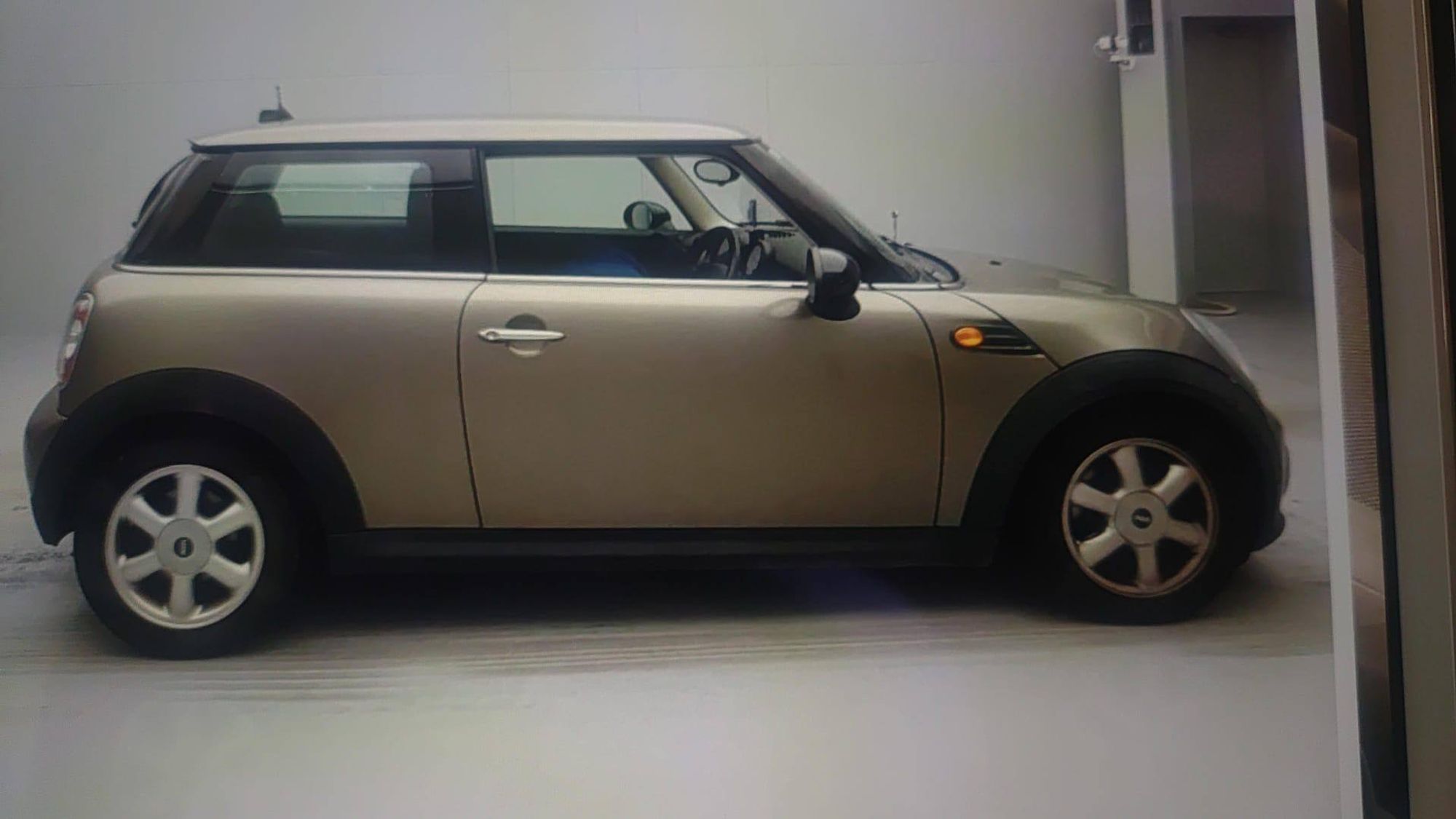 https://ycs.partsauto.market/partsauto-images/thmbs/userImages/772e461030aea93f4dbb6447c0f924d3/car/5a277d37-9e22-439a-b813-ae94c9f30be3_1769668406087.jpg