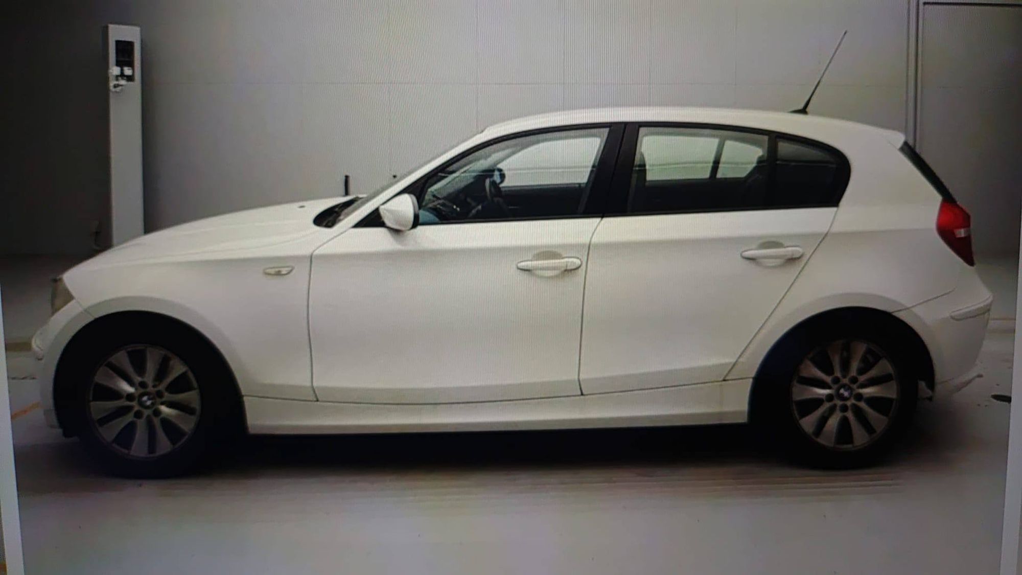 https://ycs.partsauto.market/partsauto-images/thmbs/userImages/772e461030aea93f4dbb6447c0f924d3/car/9fe78491-b834-4d68-b8ba-c64e99543060_1769667067281.jpg