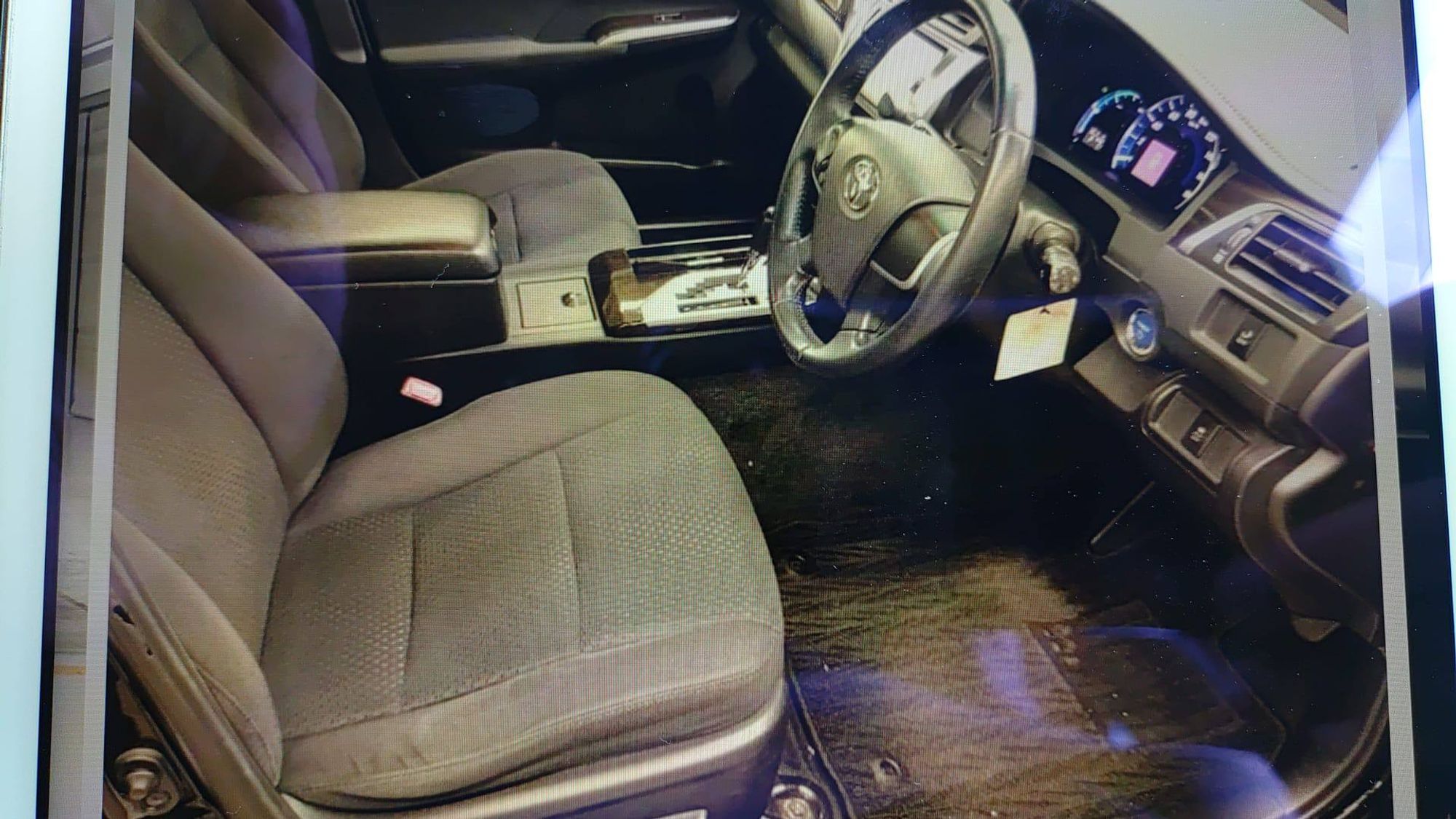 https://ycs.partsauto.market/partsauto-images/thmbs/userImages/772e461030aea93f4dbb6447c0f924d3/car/d672b770-23e4-4248-973a-6f61cf0f7284_1769666280469.jpg
