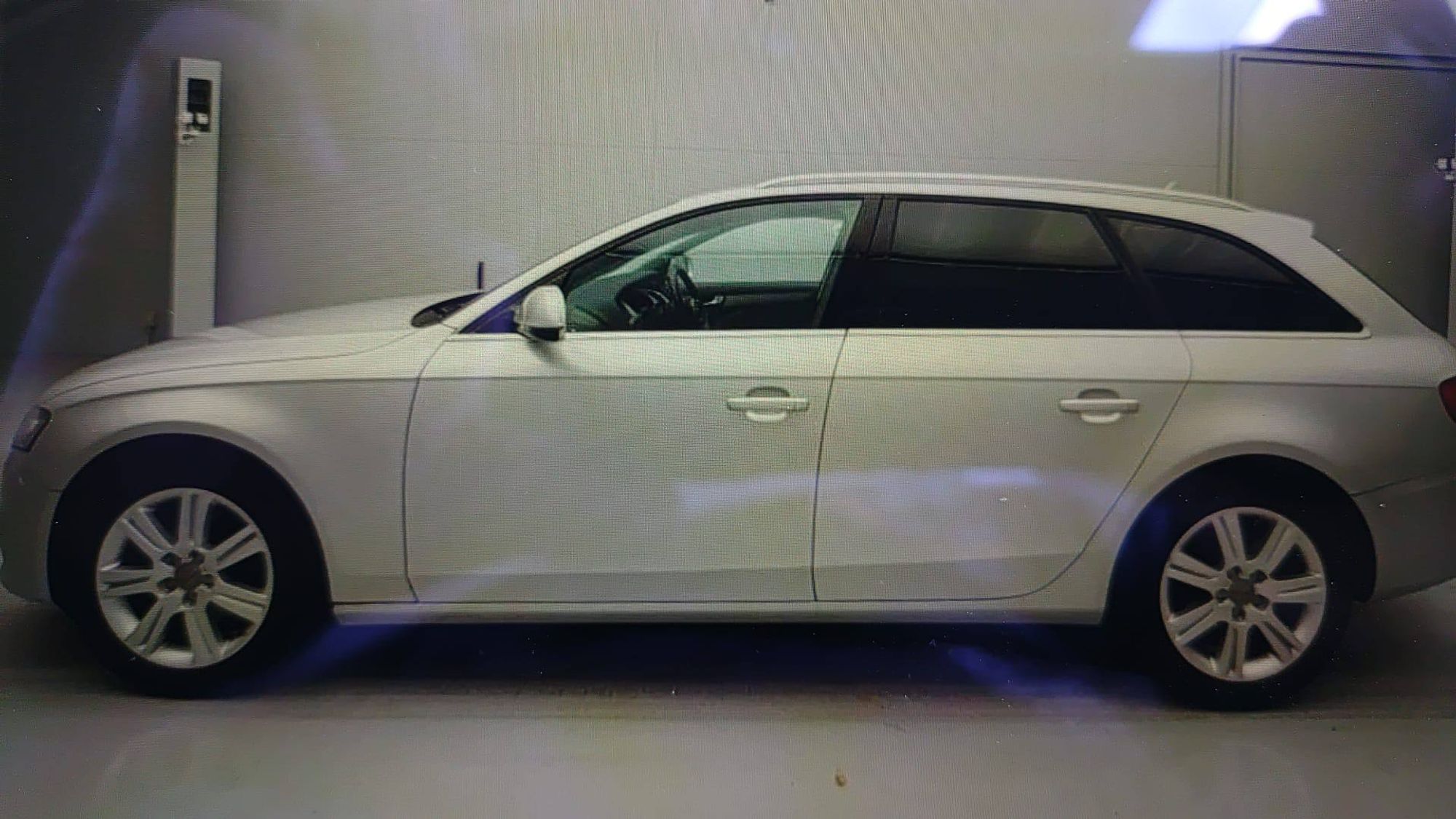 https://ycs.partsauto.market/partsauto-images/thmbs/userImages/772e461030aea93f4dbb6447c0f924d3/car/e7cafe2b-4ff5-42a5-9b3a-312fe3f89501_1769665876571.jpg