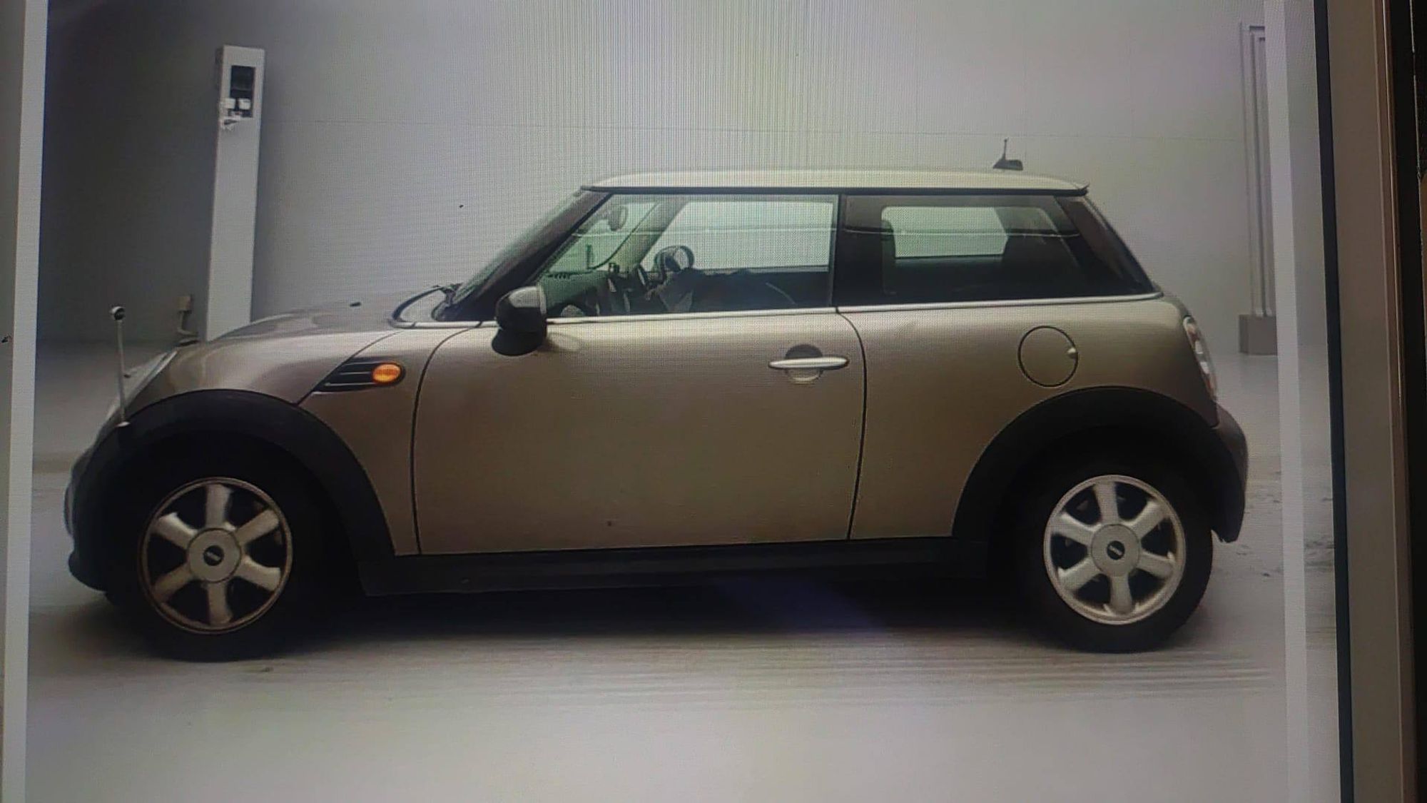 https://ycs.partsauto.market/partsauto-images/thmbs/userImages/772e461030aea93f4dbb6447c0f924d3/car/f4458000-076d-40af-a362-d73bfea0c064_1769668406059.jpg