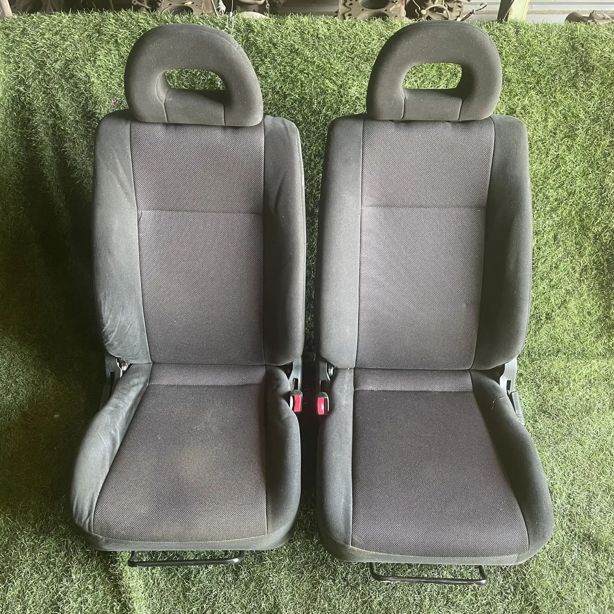 https://ycs.partsauto.market/partsauto-images/thmbs/userImages/772e461030aea93f4dbb6447c0f924d3/part/0040a792-a2b2-4b3b-93f8-7cf683690866_1776760366097.jpg