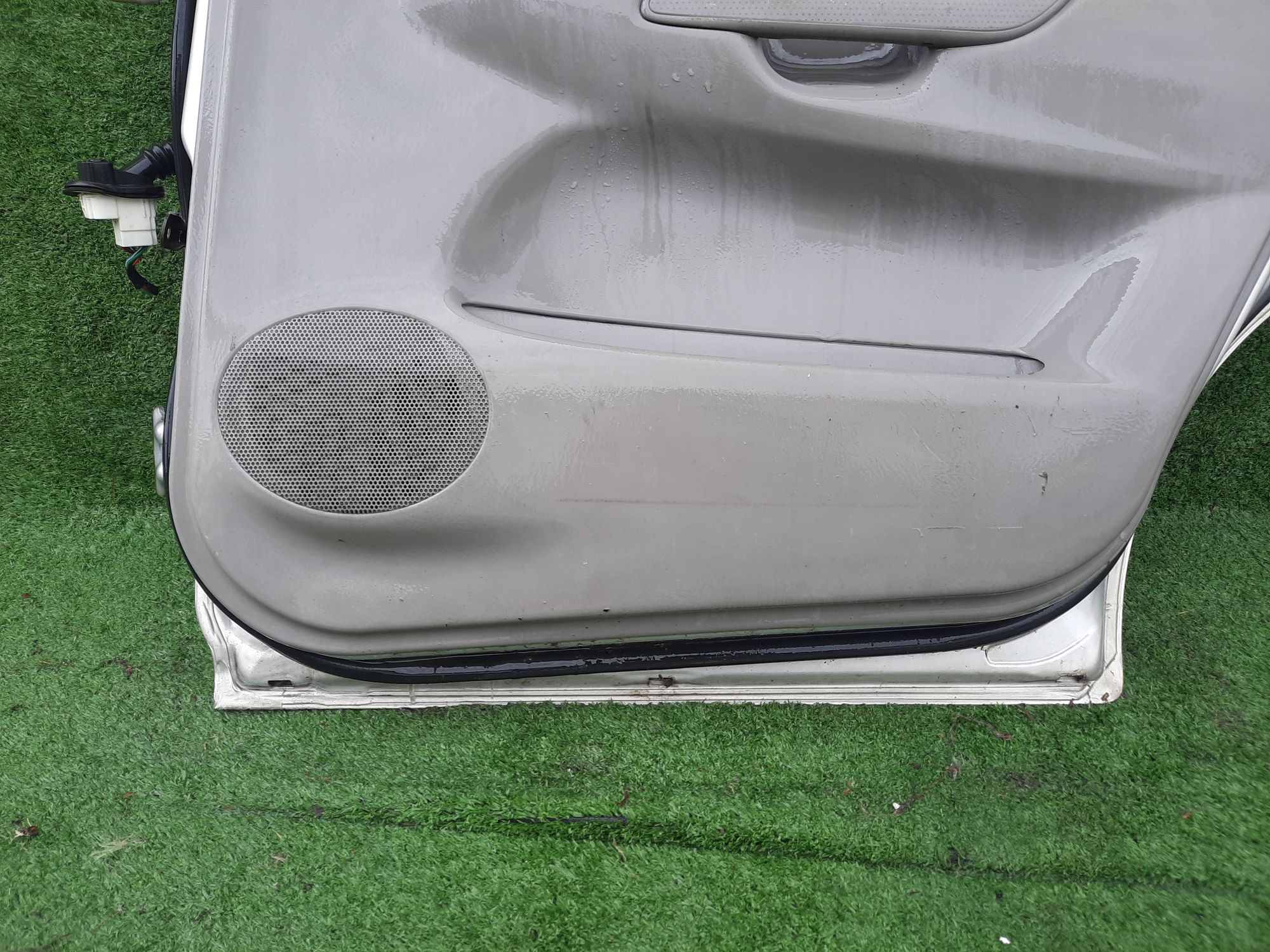 590 дверь на MAZDA PREMACY CP8W, 8000 рублей, Невинномысск