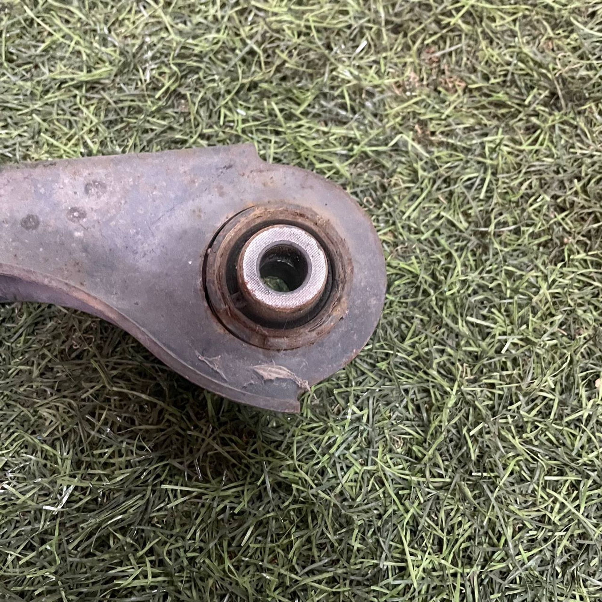 396 Рычаг задний левый нижний NISSAN TEANA J31 VQ23DE, 3000 рублей, Невинномысск