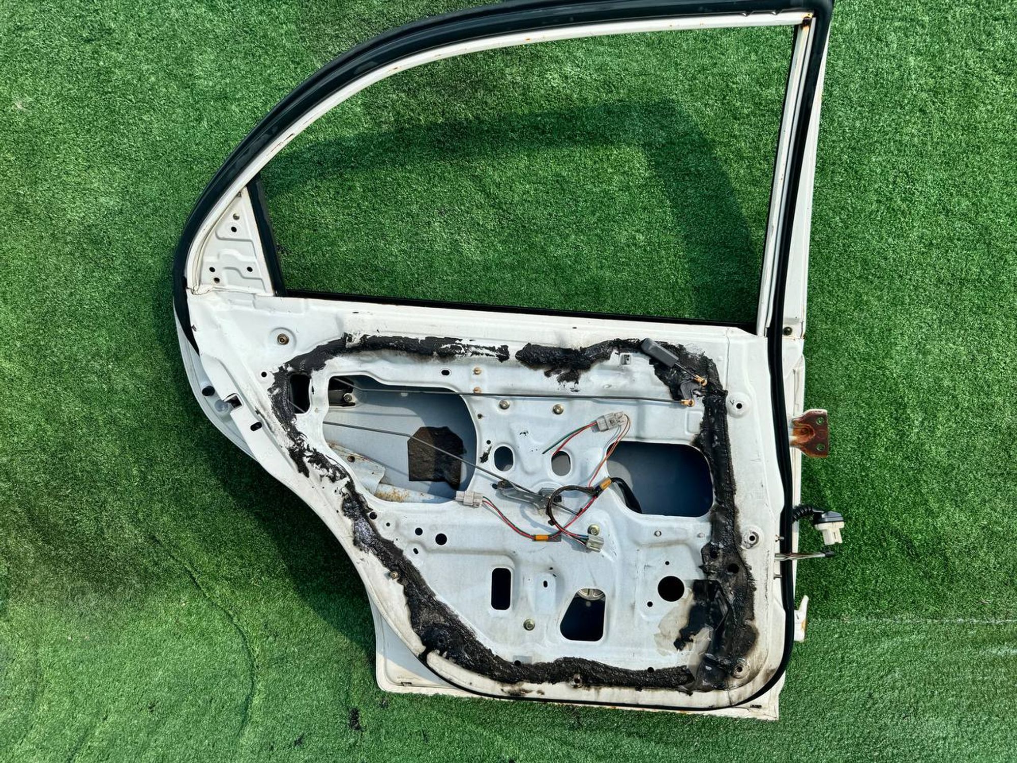 555 дверь на MAZDA FAMILIA BHALP, 5500 рублей, Невинномысск