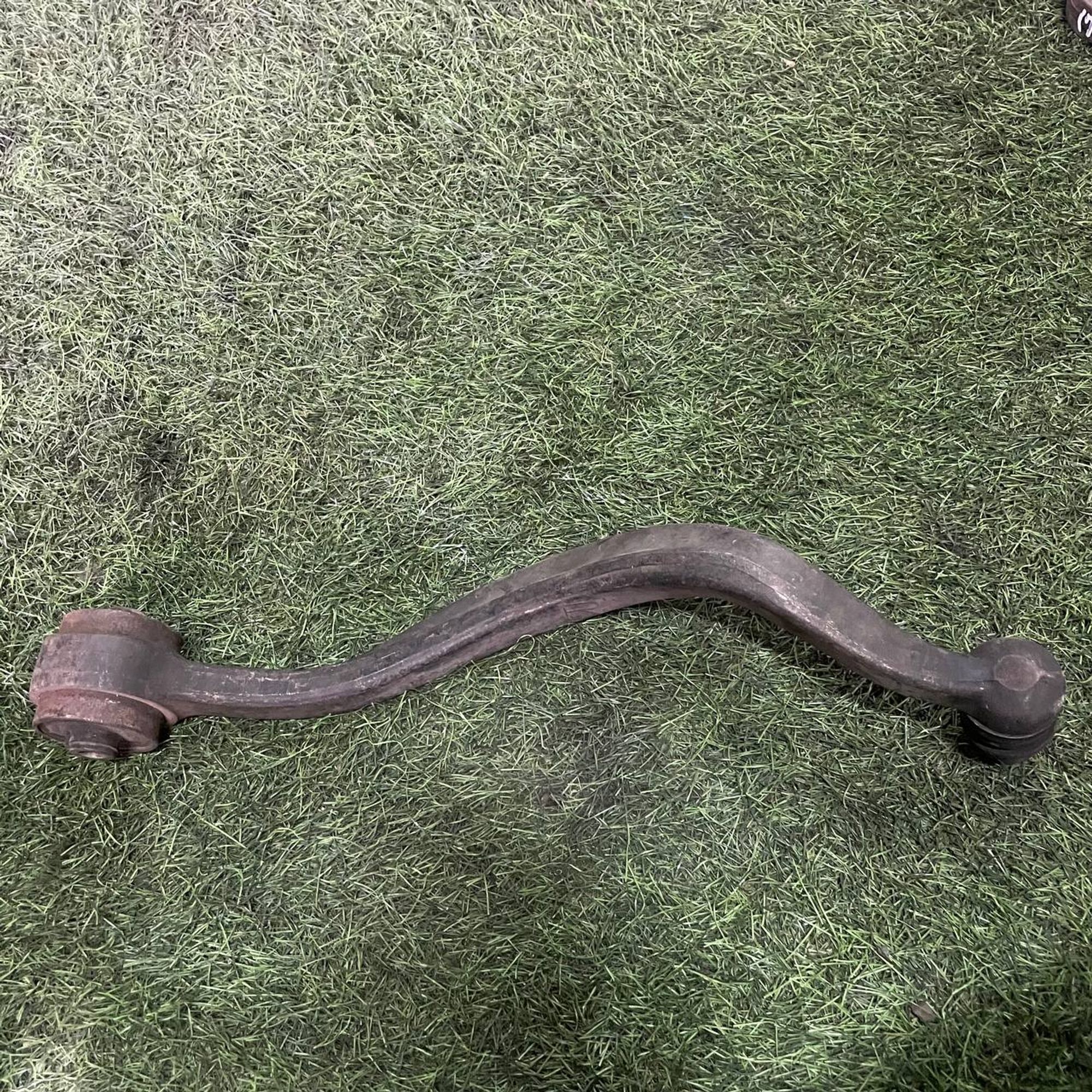 25 Рычаг передний правый нижний Mazda Atenza GG, 2500 рублей, Невинномысск