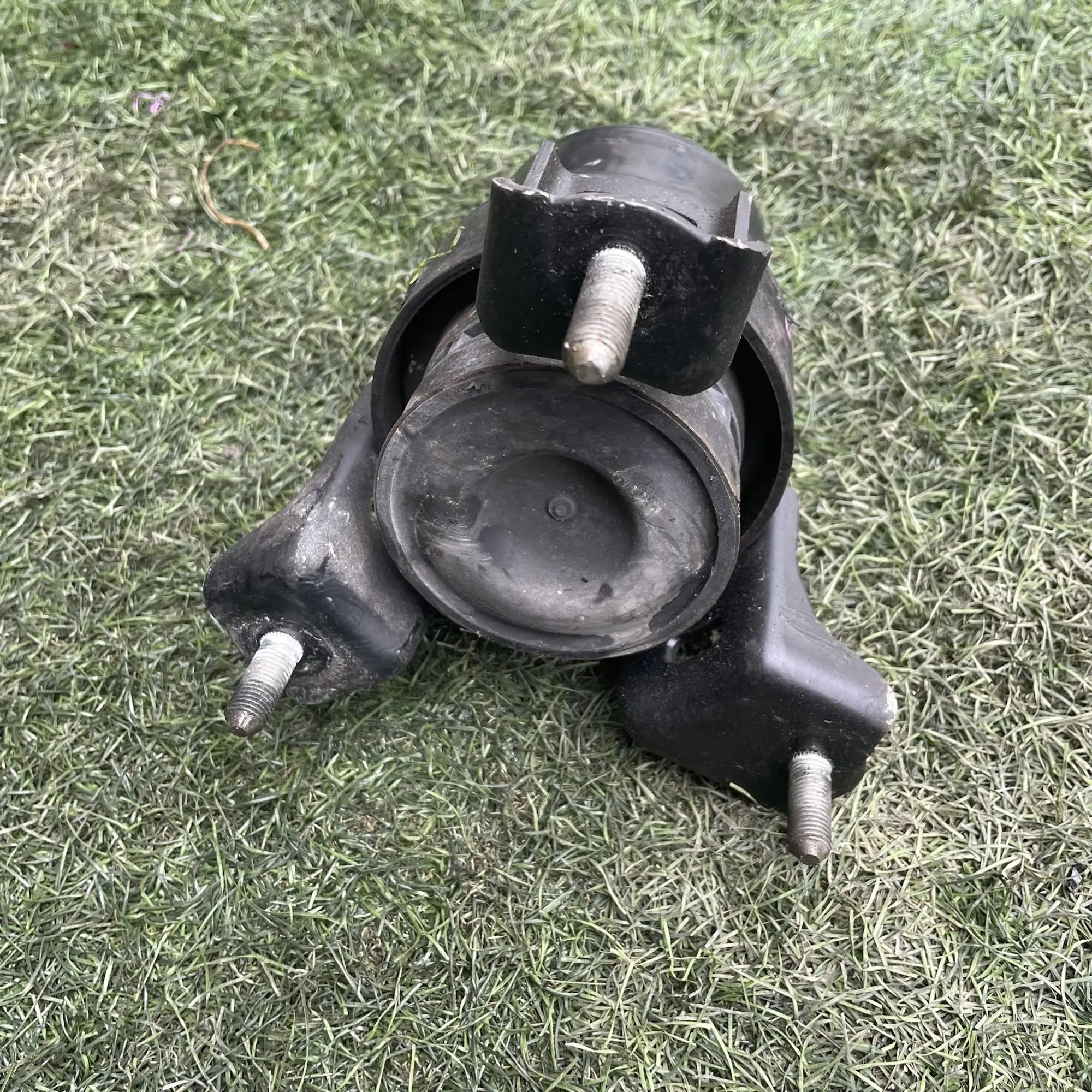 https://ycs.partsauto.market/partsauto-images/thmbs/userImages/772e461030aea93f4dbb6447c0f924d3/part/00c28eaa-5338-4cee-8b47-a2d6bab71c0e_1779189701871.jpg