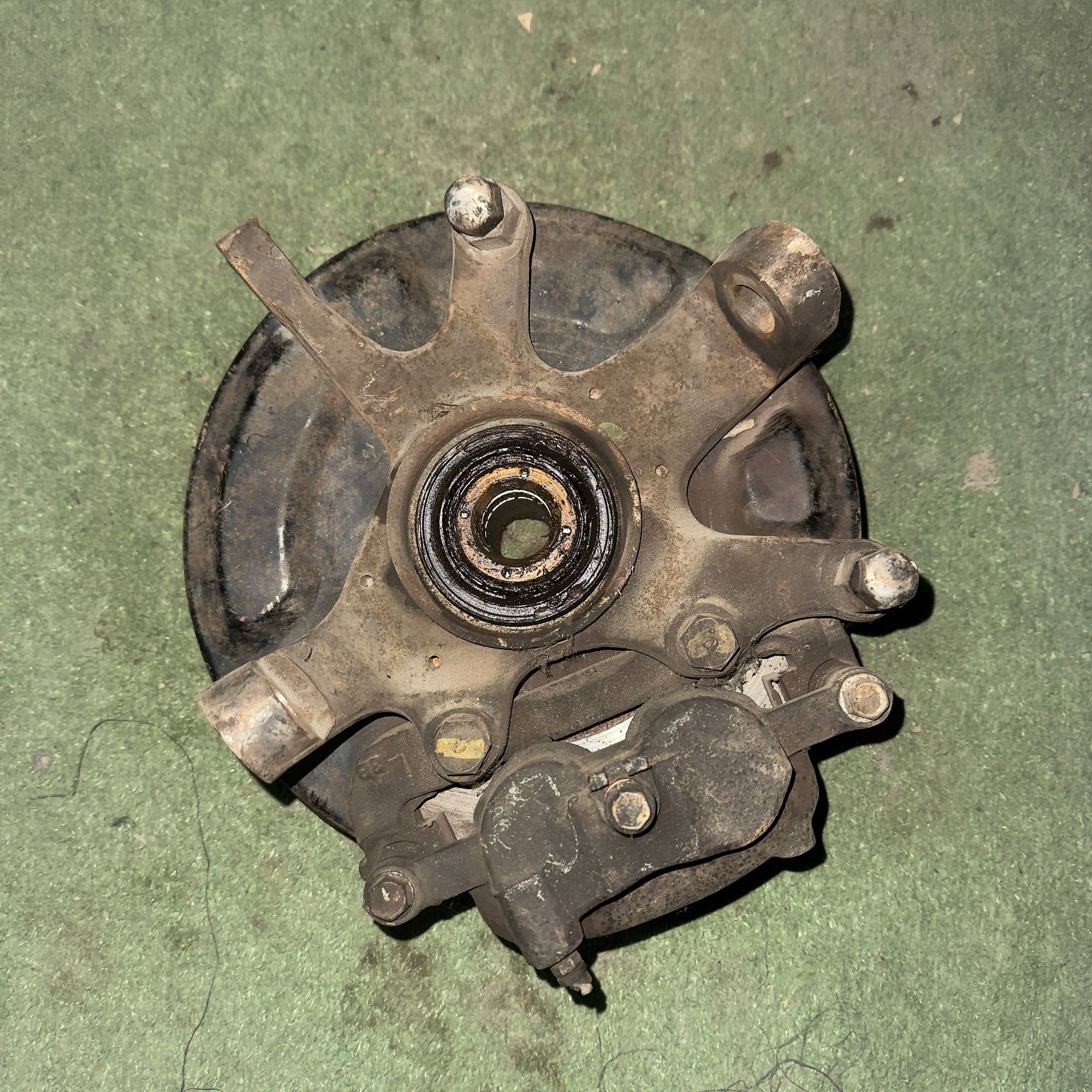 717 Ступица передняя левая NISSAN TERRANO D21, 1 рублей, Невинномысск