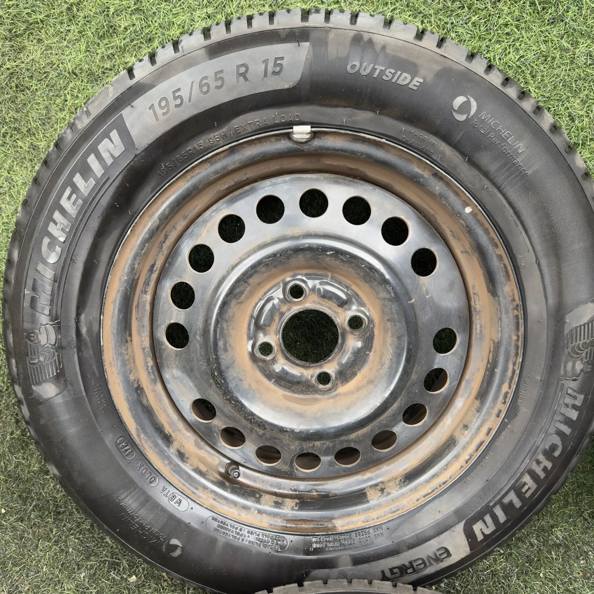 https://ycs.partsauto.market/partsauto-images/thmbs/userImages/772e461030aea93f4dbb6447c0f924d3/part/0158ec0e-049c-4f6f-adf3-dffd2f07d29d_1778048560697.jpg
