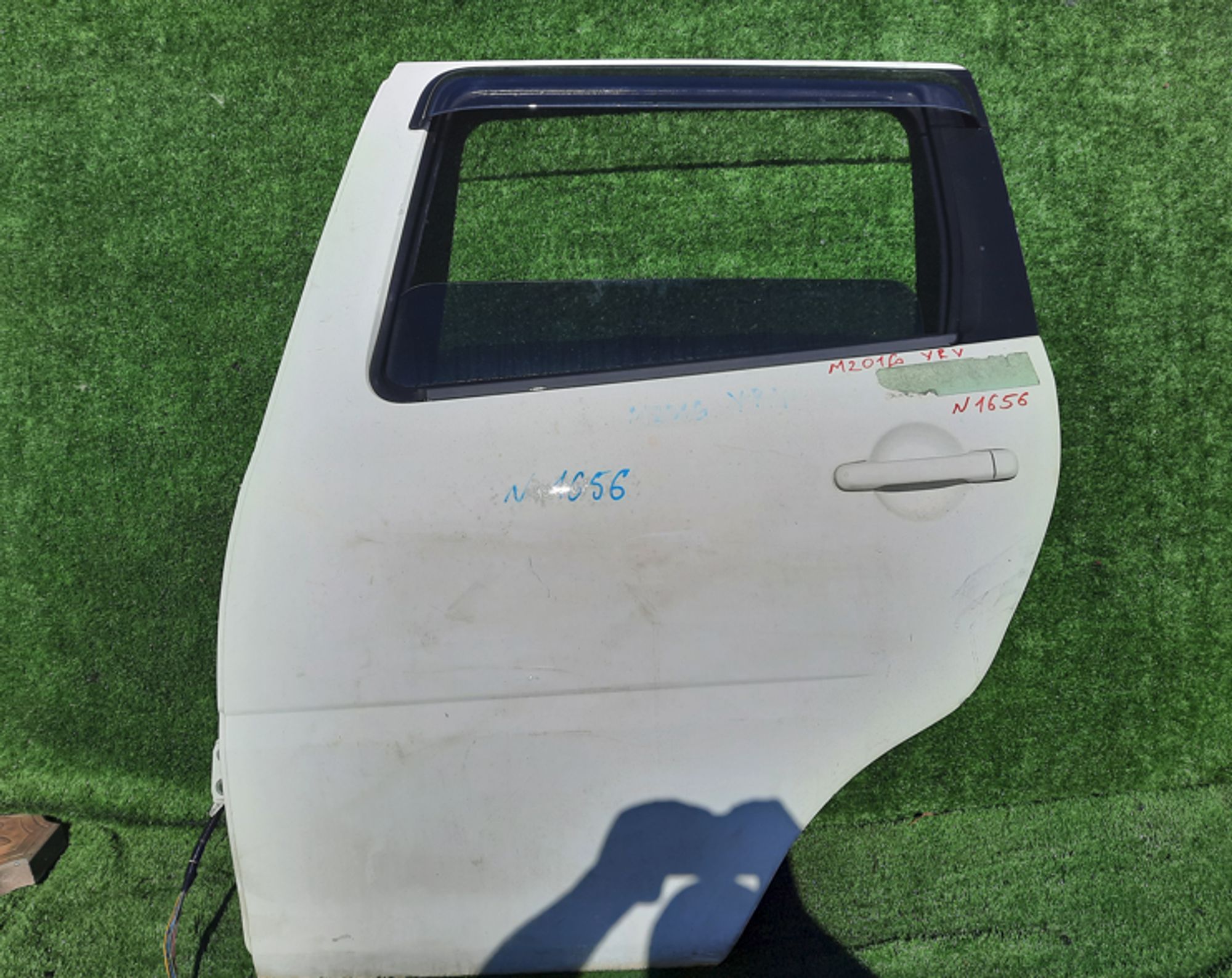 1656 дверь на DAIHATSU YRV M201G, 7500 рублей, Невинномысск