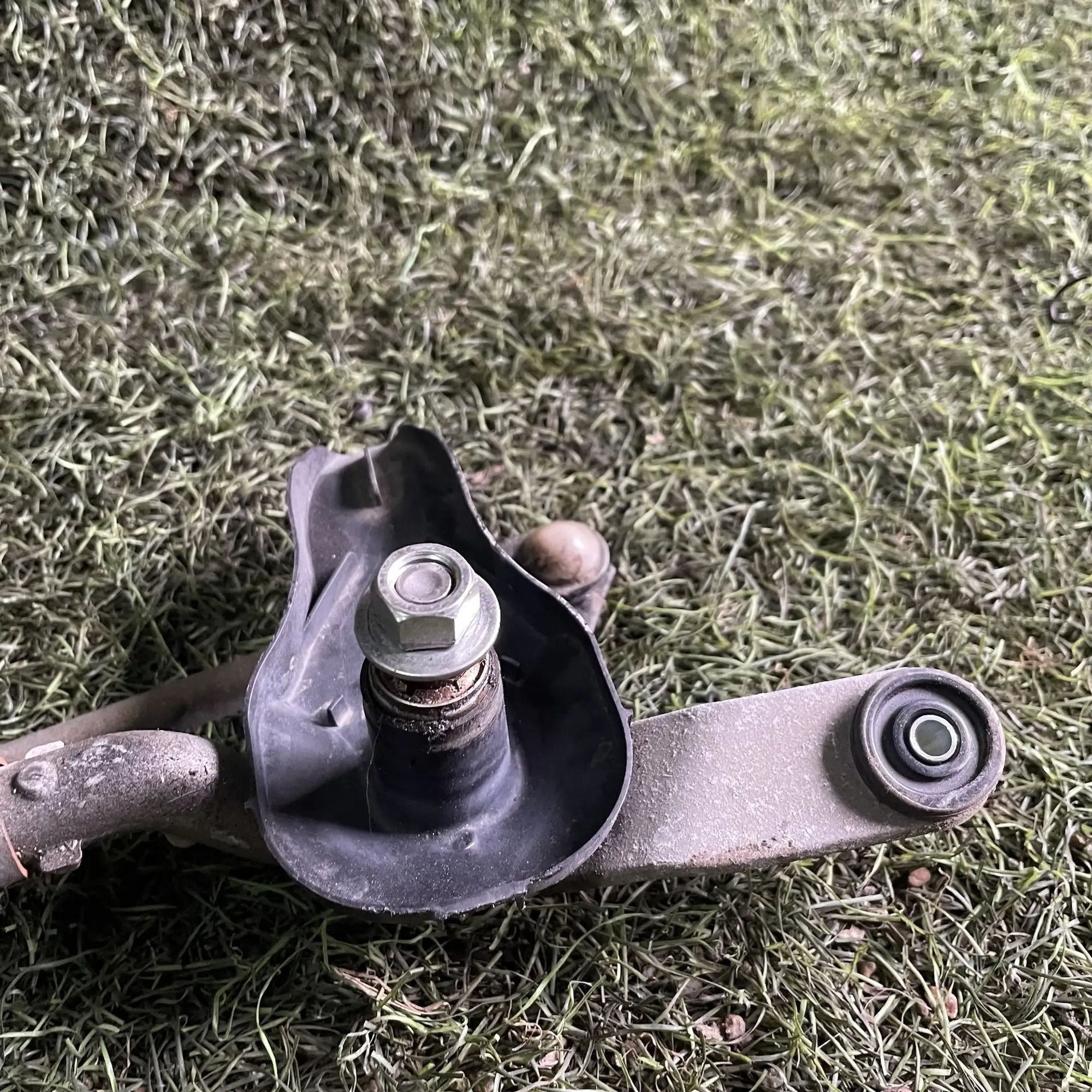 https://ycs.partsauto.market/partsauto-images/thmbs/userImages/772e461030aea93f4dbb6447c0f924d3/part/0194fff9-4462-4eaf-986b-ced878a65cba_1778829721645.jpg