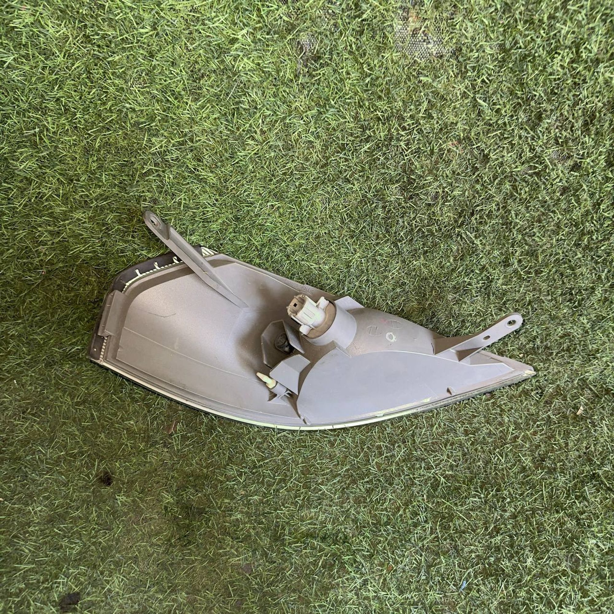 155 Фонарь габаритный левый NISSAN SERENA C24, 2500 рублей, Невинномысск