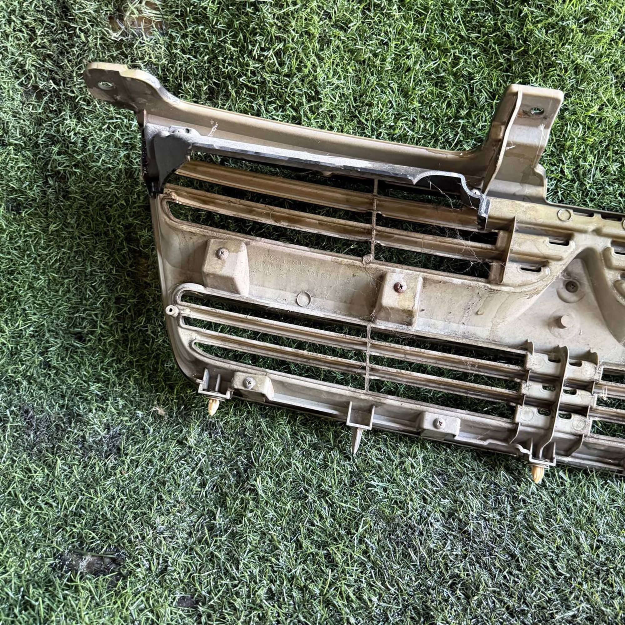 161 Решетка радиатора MITSUBISHI DION CR6W, 2500 рублей, Невинномысск