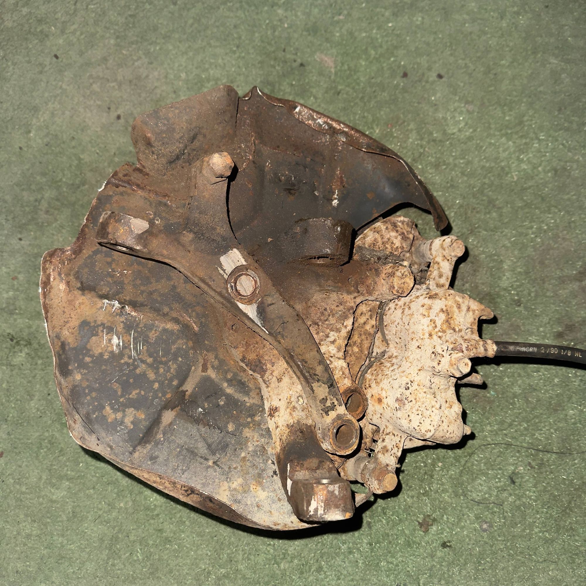 888 Ступица передняя левая NISSAN URVAN E24, 10000 рублей, Невинномысск