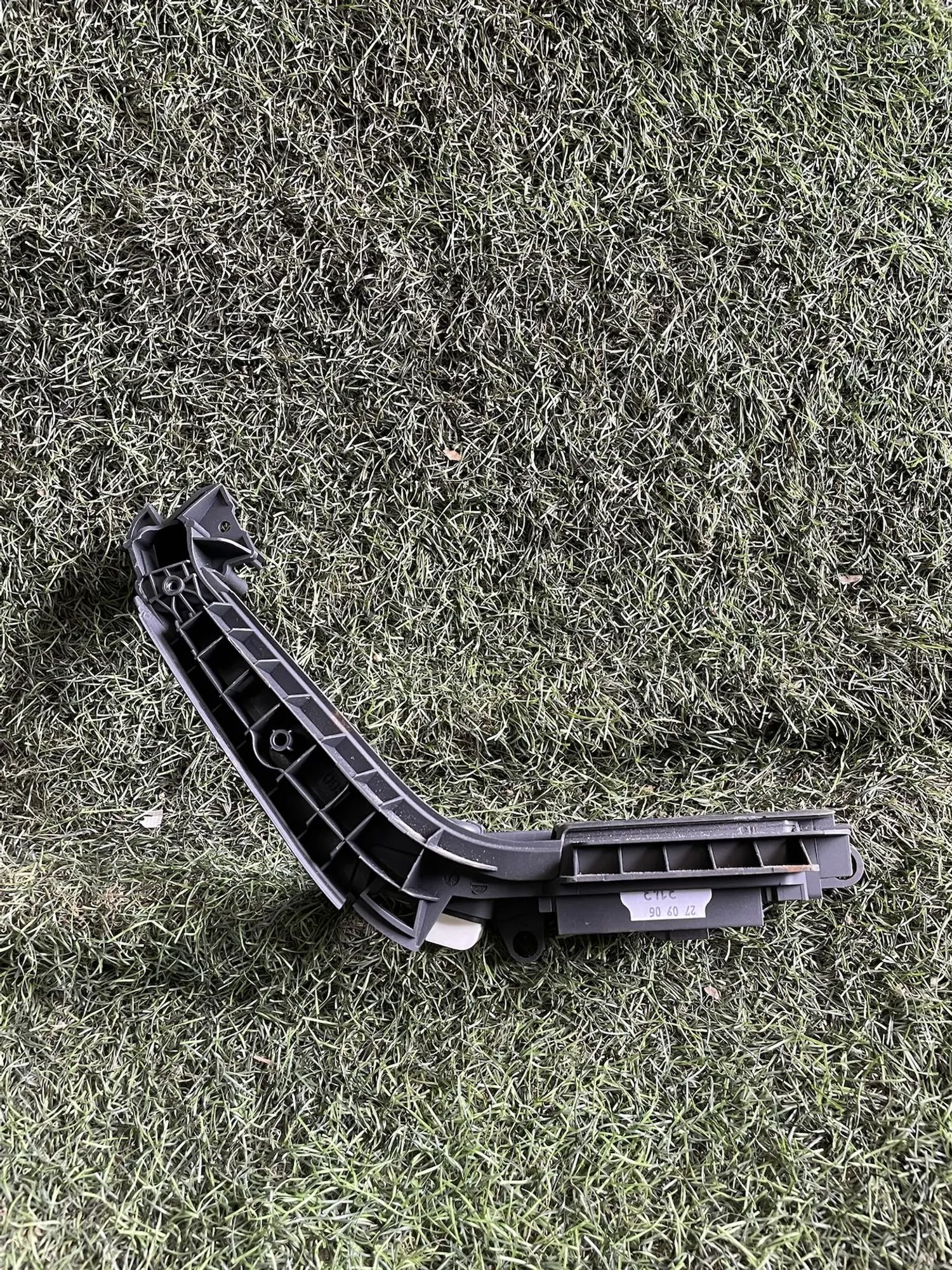 https://ycs.partsauto.market/partsauto-images/thmbs/userImages/772e461030aea93f4dbb6447c0f924d3/part/0354a193-1100-4823-942f-dd3f198f0660_1778677892387.jpg