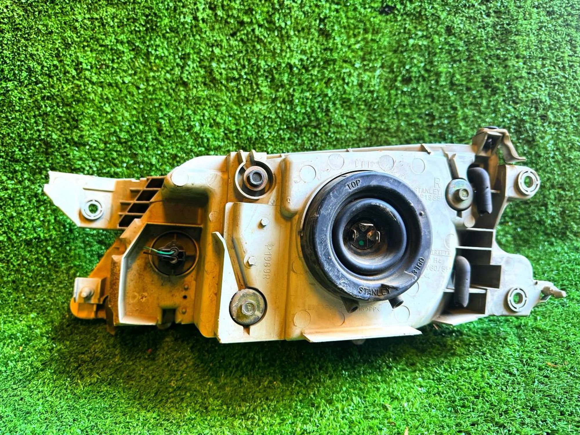 879 фара правая MAZDA PREMACY CP8W, 5000 рублей, Невинномысск