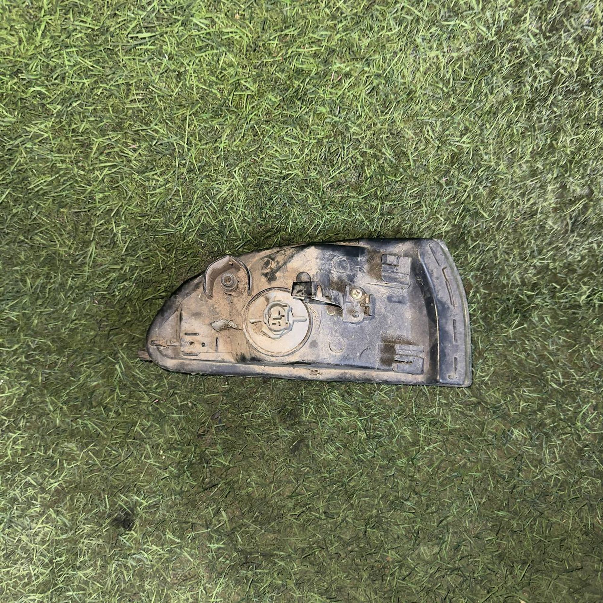 1011 Фонарь габаритный левый MITSUBISHI GALANT E55A 4G63, 3500 рублей, Невинномысск