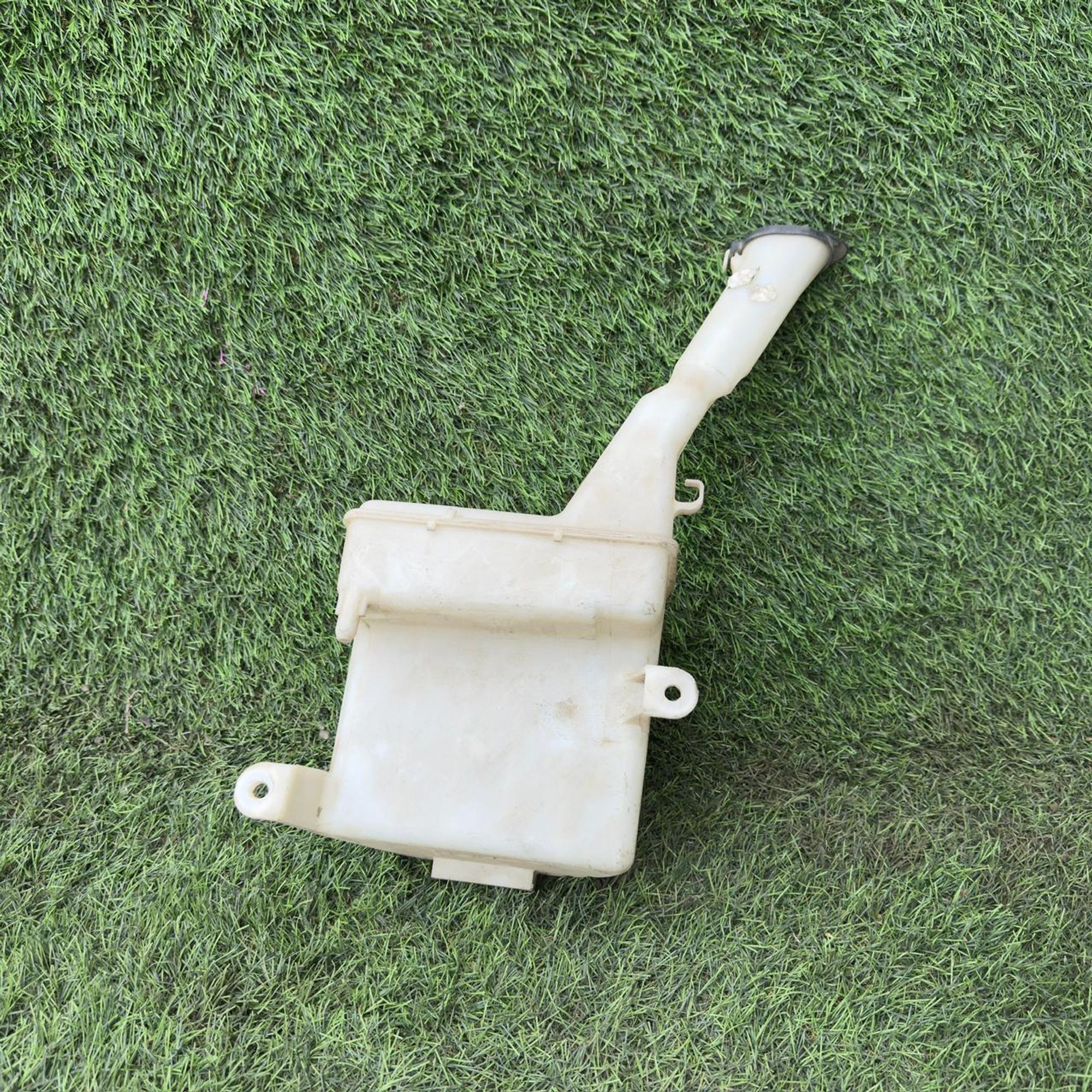 167 Бачок омывателя Toyota FunCargo NCP25, 2500 рублей, Невинномысск