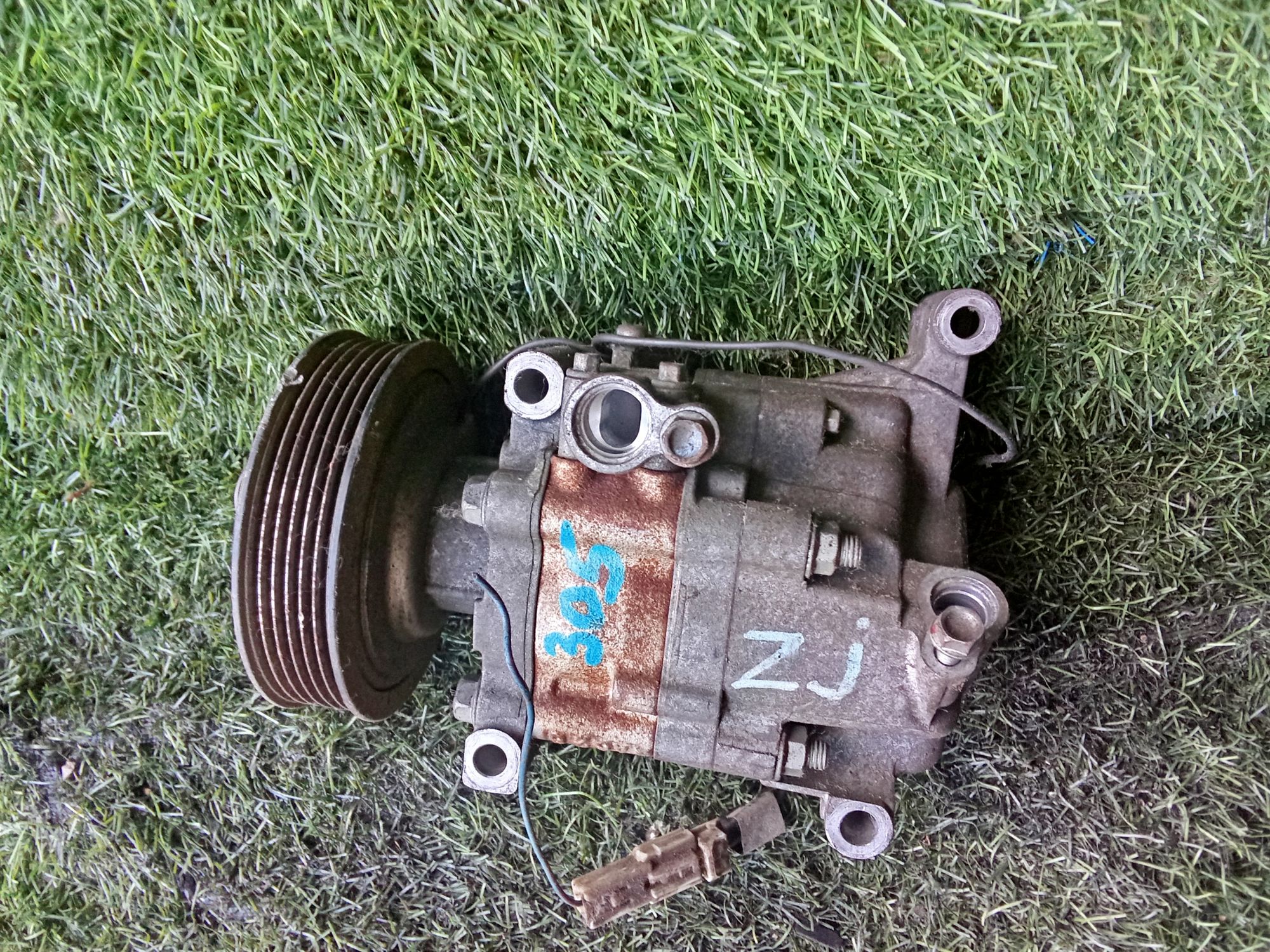 305 Компрессор кондиционера MAZDA ZJ, 9500 рублей, Невинномысск