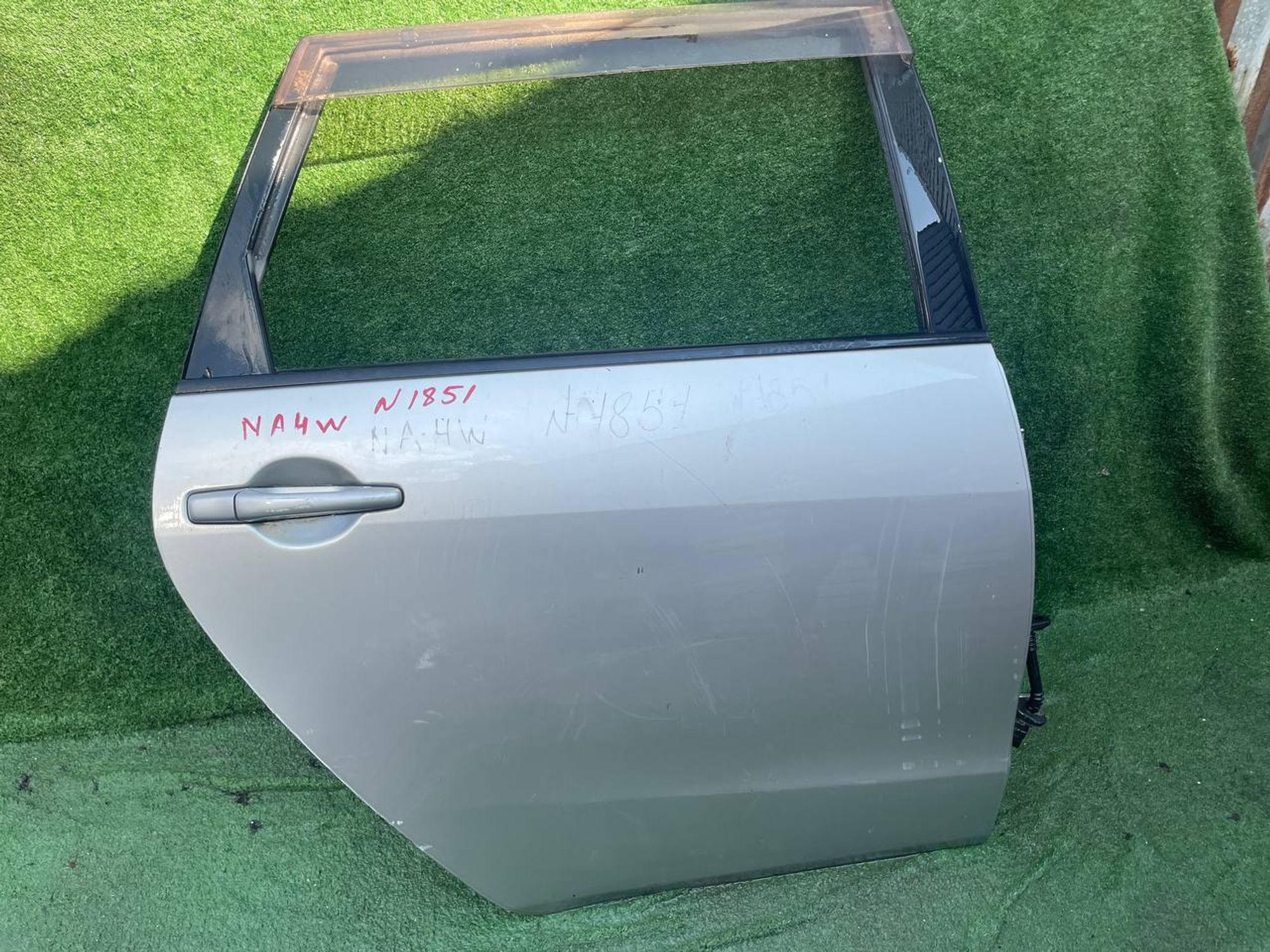 1851 дверь зад право MITSUBISHI GRANDIS NA4W, 9500 рублей, Невинномысск