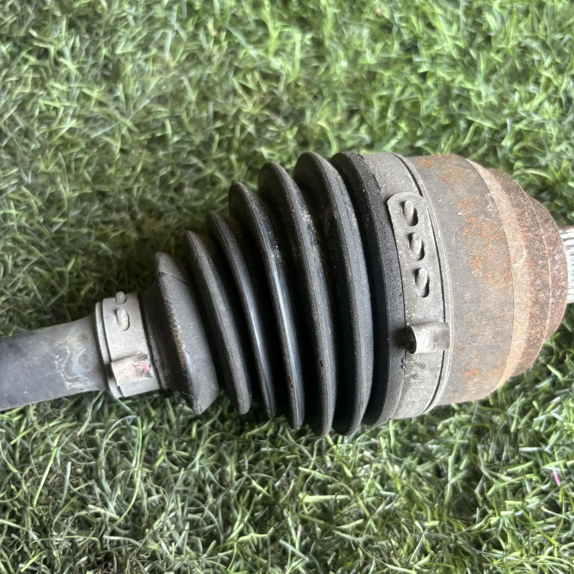 https://ycs.partsauto.market/partsauto-images/thmbs/userImages/772e461030aea93f4dbb6447c0f924d3/part/04e03660-3dca-4868-8429-0547fa5ed887_1777100152775.jpg