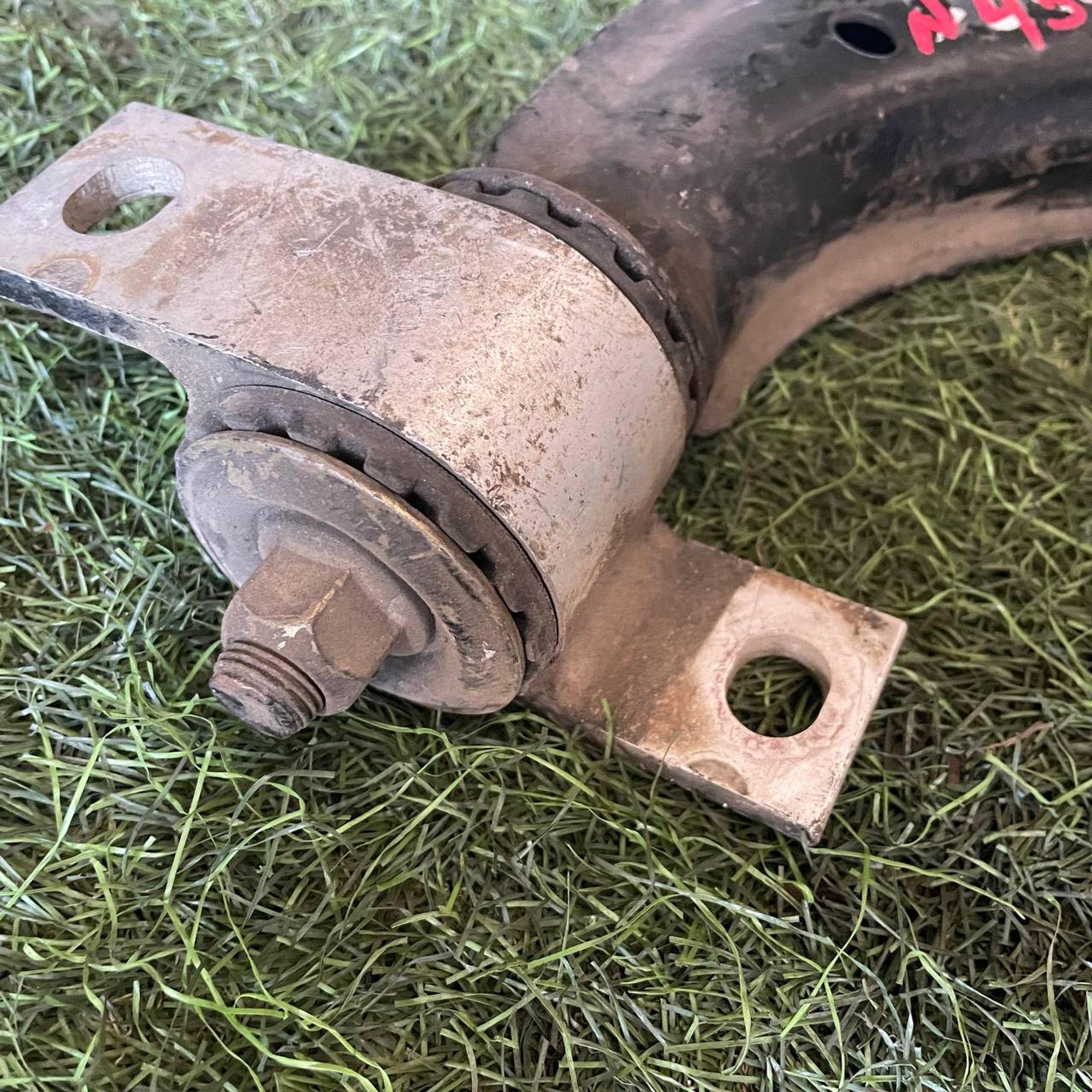 454 Рычаг передний правый нижний SUBARU LEGACY BH5, 6000 рублей, Невинномысск