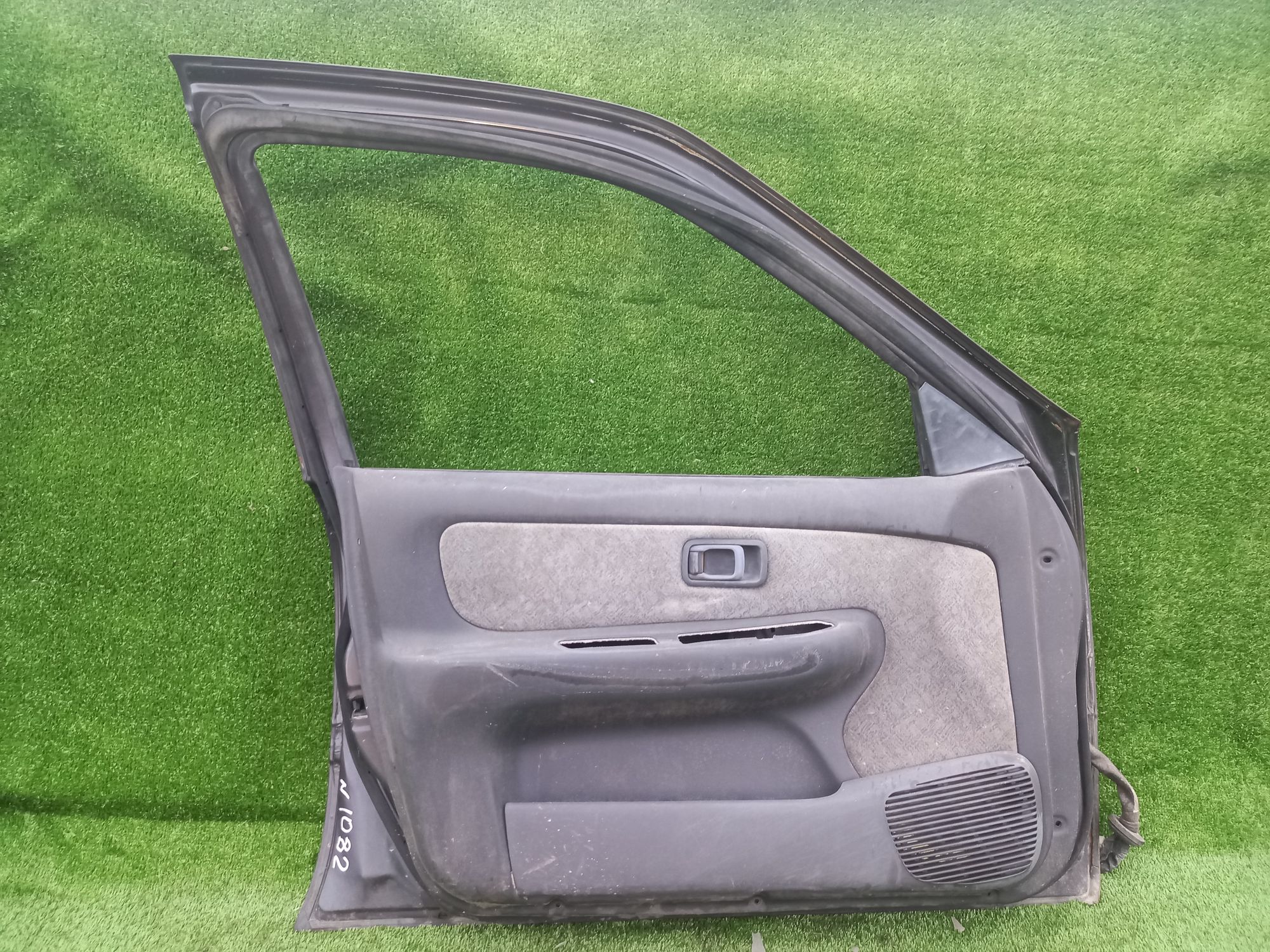 1082 дверь на NISSAN SUNNY FB14, 6500 рублей, Невинномысск