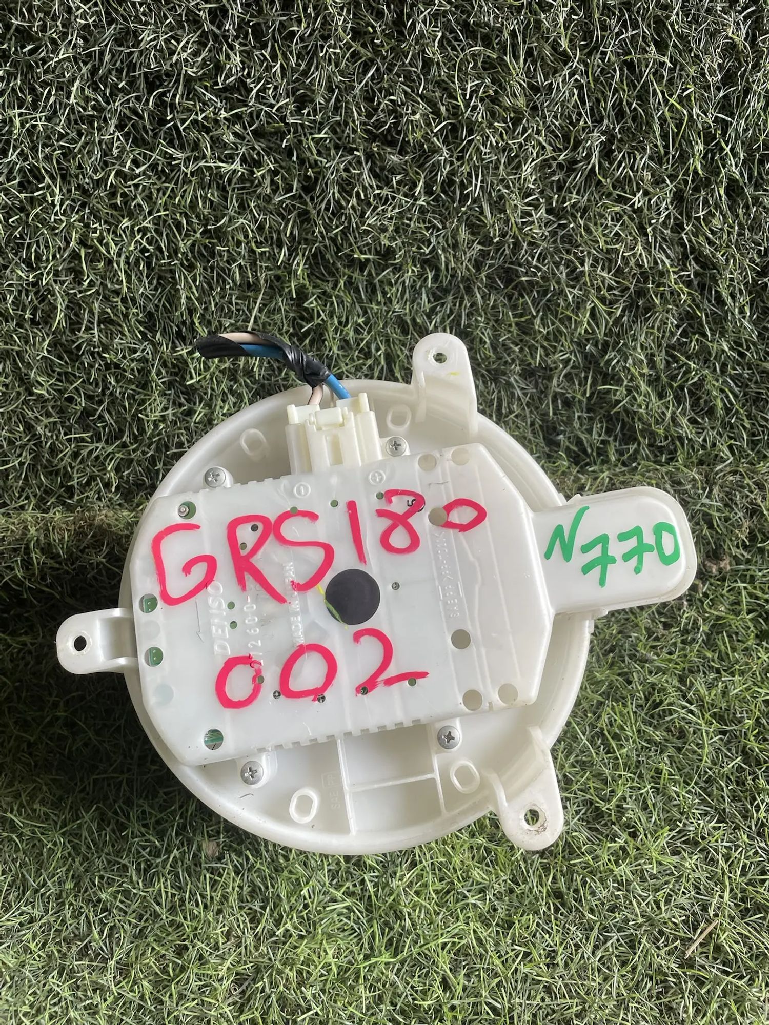 https://ycs.partsauto.market/partsauto-images/thmbs/userImages/772e461030aea93f4dbb6447c0f924d3/part/054271fa-b62e-4a9b-9c51-a5d0472eaf07_1778666415029.jpg