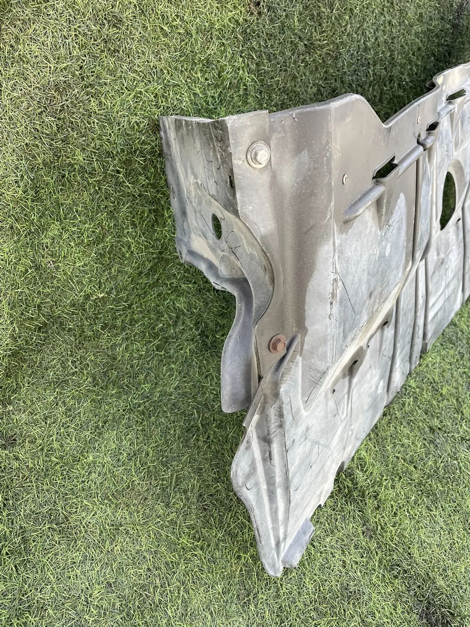https://ycs.partsauto.market/partsauto-images/thmbs/userImages/772e461030aea93f4dbb6447c0f924d3/part/0550d885-9ae3-41c4-8713-67d4201abe4b_1775220148689.jpg