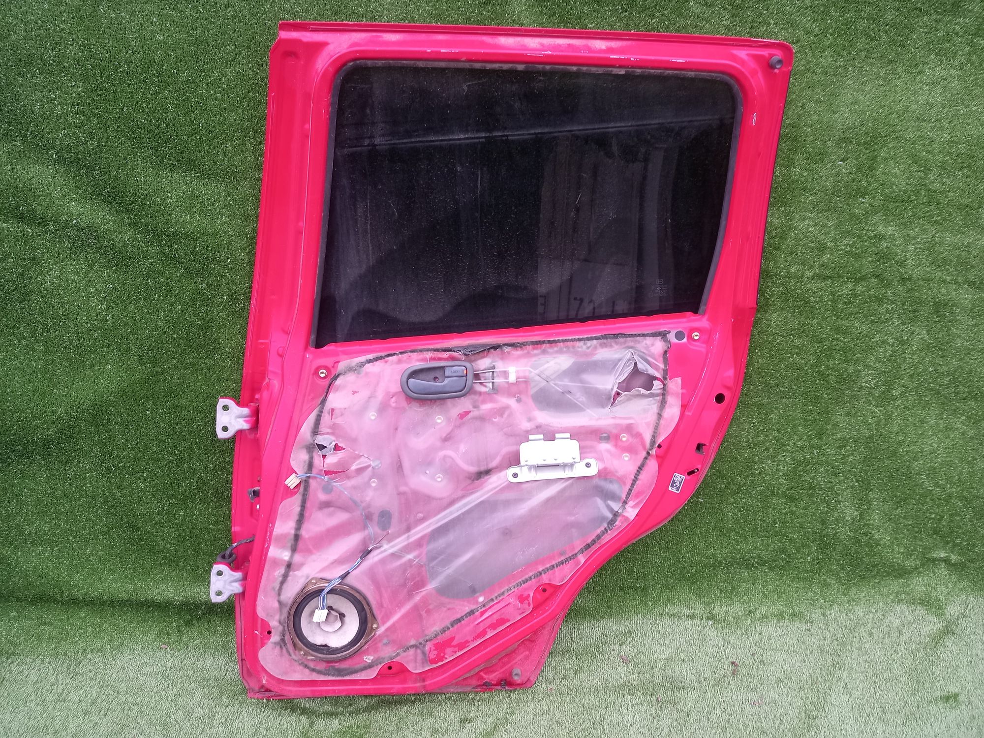 333 дверь на DAIHATSU YRV M201G, 7500 рублей, Невинномысск