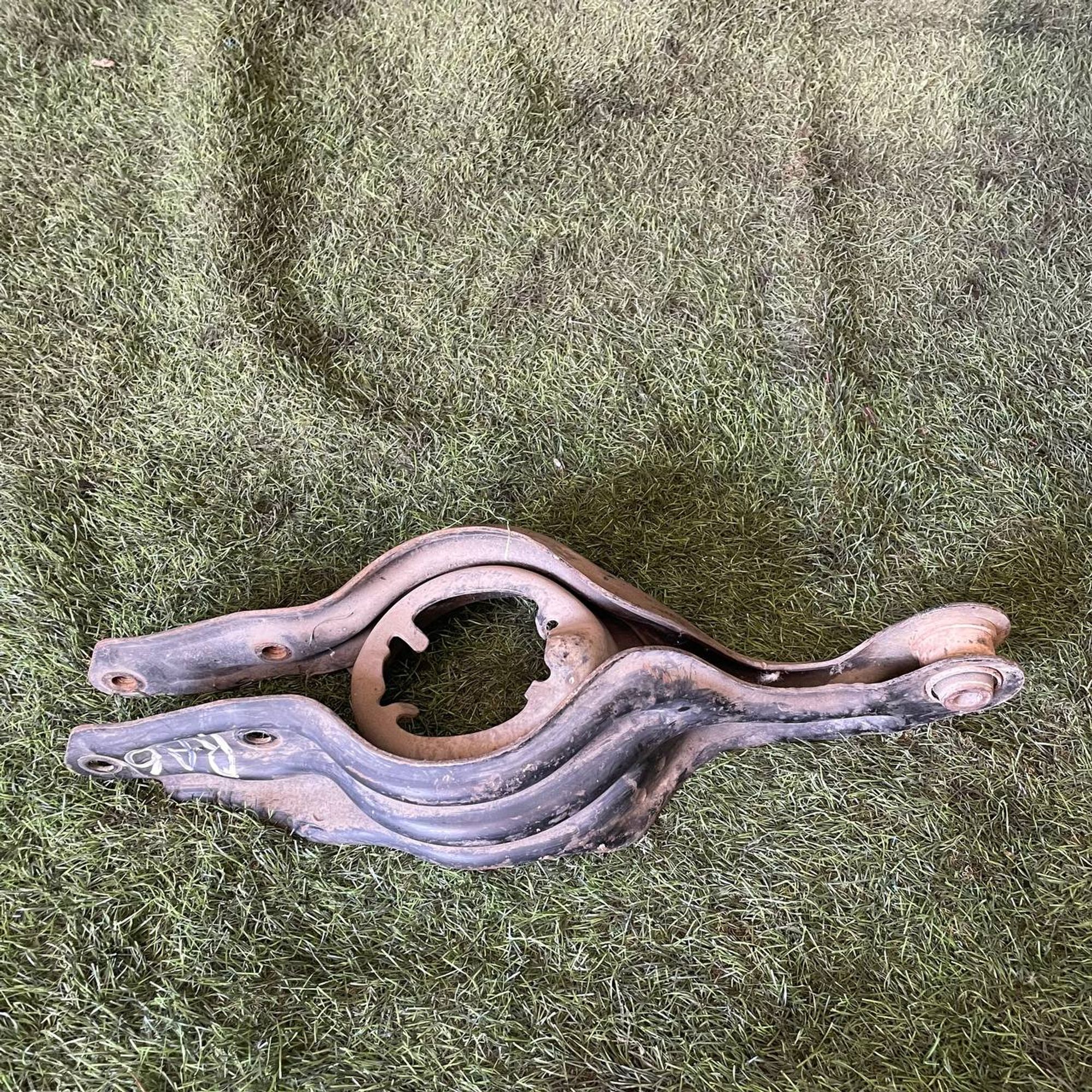 28 Рычаг задний поперечный нижний Honda Odyssey RA6, 3000 рублей, Невинномысск