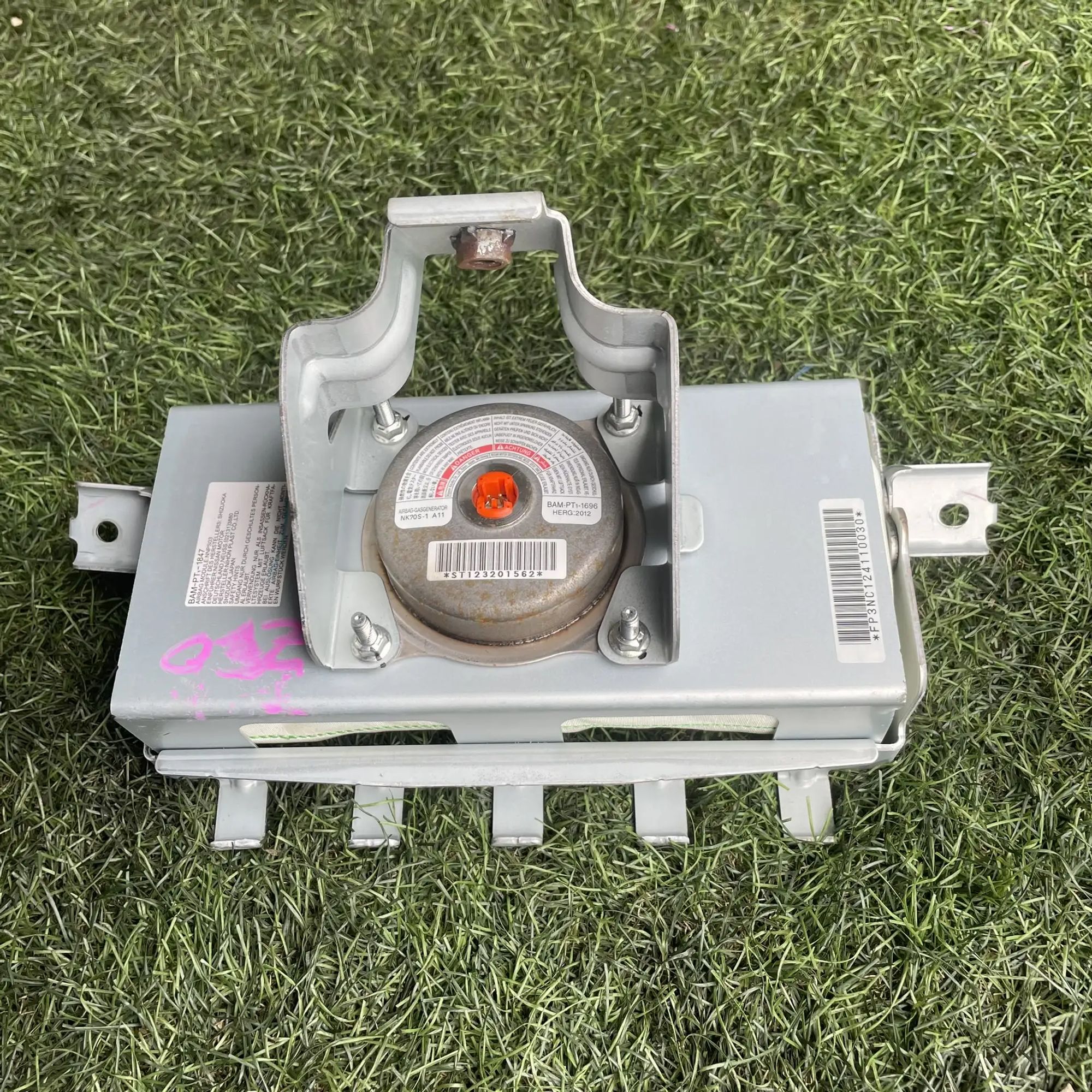 https://ycs.partsauto.market/partsauto-images/thmbs/userImages/772e461030aea93f4dbb6447c0f924d3/part/067f2cc5-0d39-4e4d-acff-0f5926767ad9_1776665678490.jpg