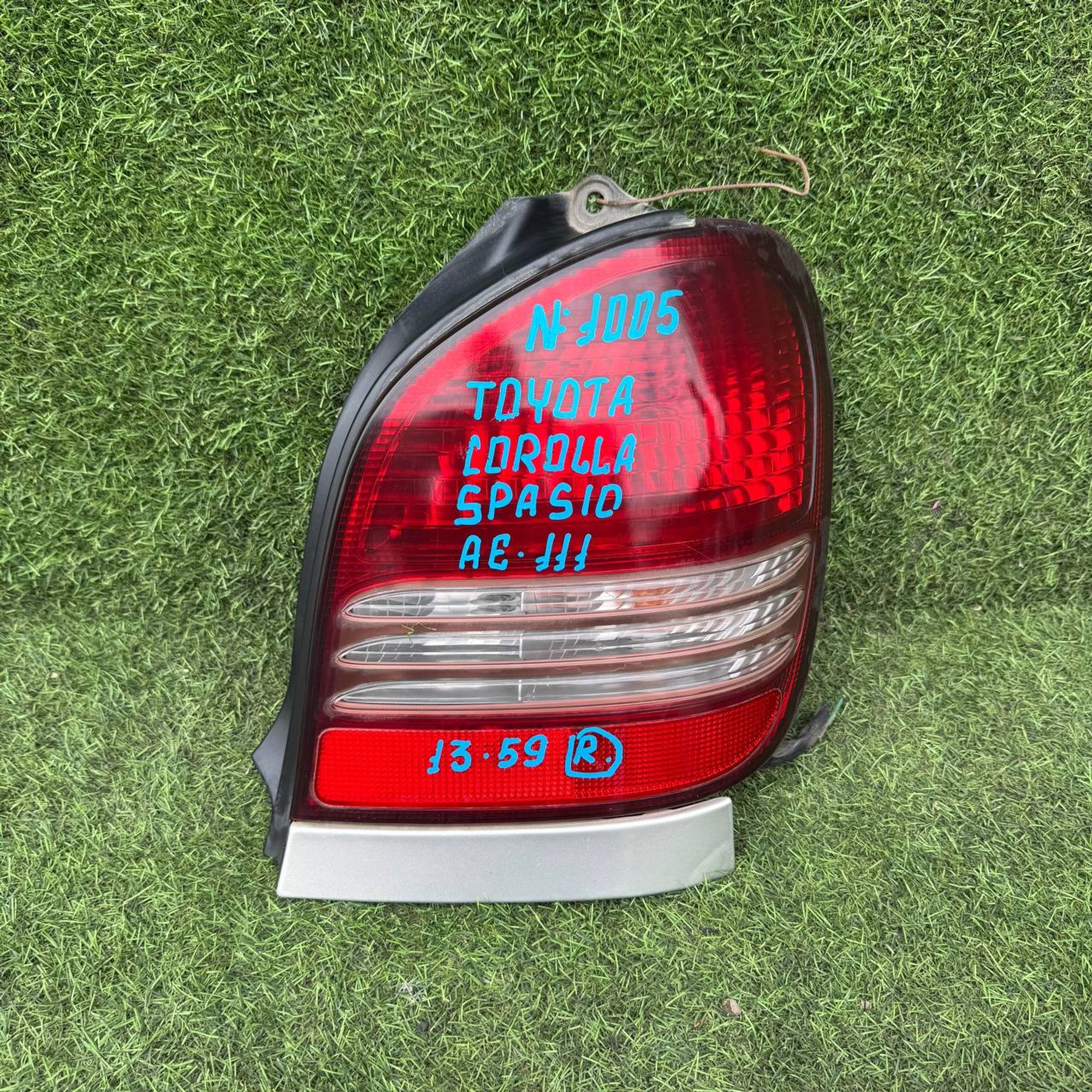 1005 Фонарь задний правый TOYOTA COROLLA SPACIO AE111, 1 рублей, Невинномысск