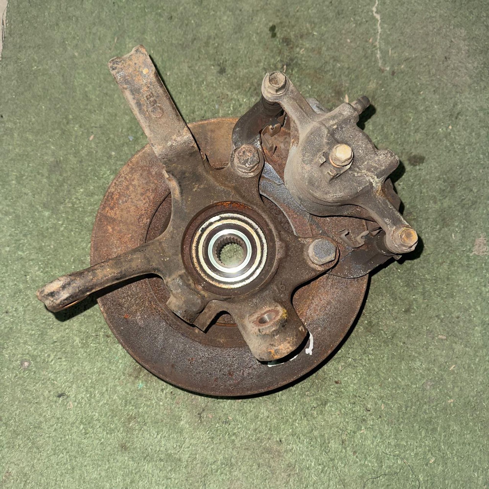 696 Ступица передняя левая NISSAN BLUEBIRD SYLPHY QG10, 5000 рублей, Невинномысск