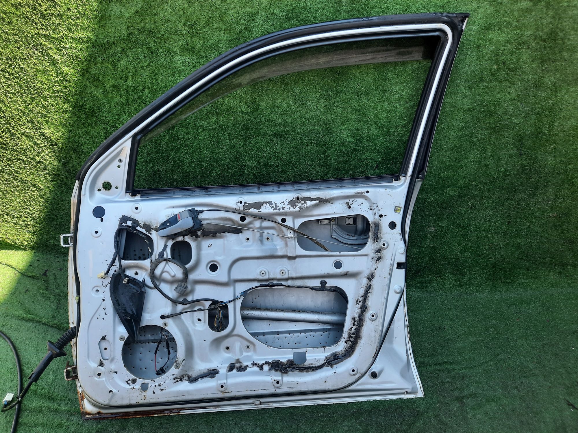 939 дверь на MITSUBISHI AIRTREK CU2W, 12500 рублей, Невинномысск