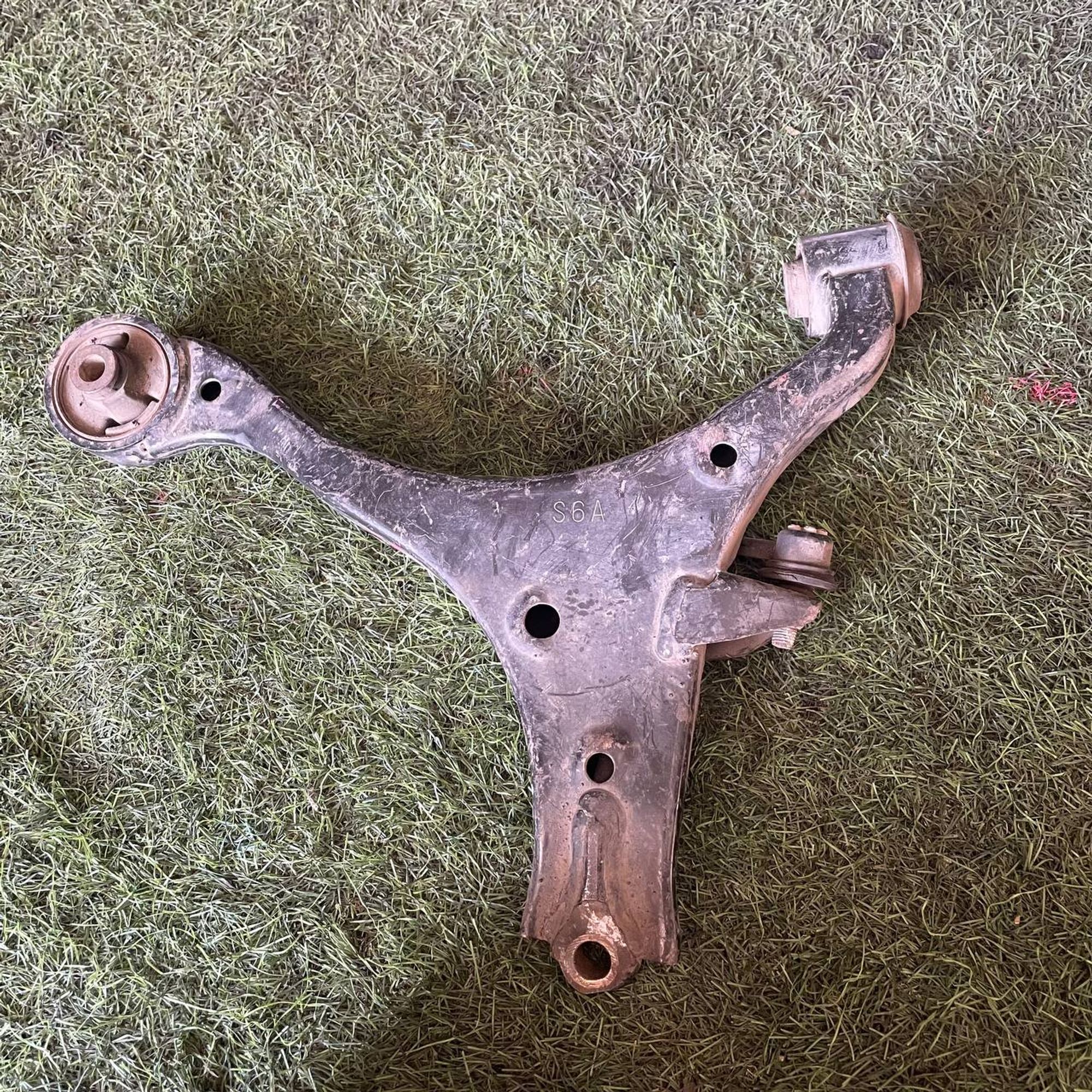 457 Рычаг передний правый нижний HONDA CIVIC EU1, 4000 рублей, Невинномысск