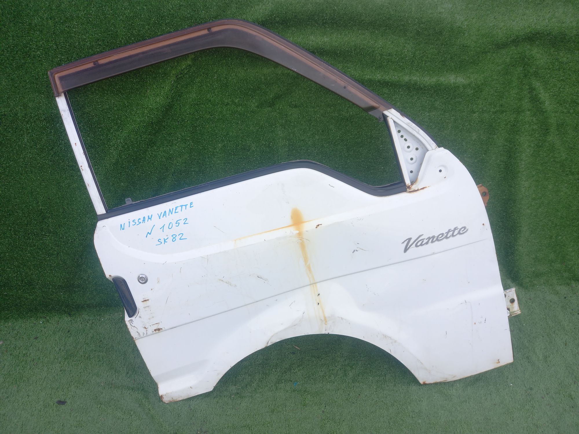 1052 Дверь передняя правая Nissan Vanette SK82, 7000 рублей, Невинномысск