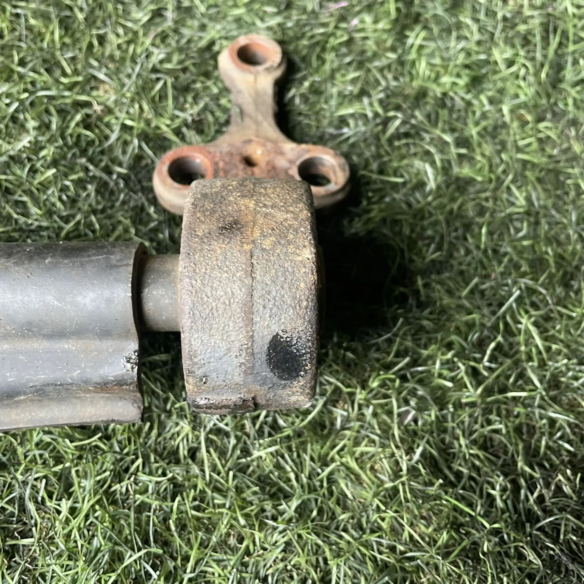 https://ycs.partsauto.market/partsauto-images/thmbs/userImages/772e461030aea93f4dbb6447c0f924d3/part/07a8ae88-2805-45a5-8719-f2979f07a702_1776934186214.jpg