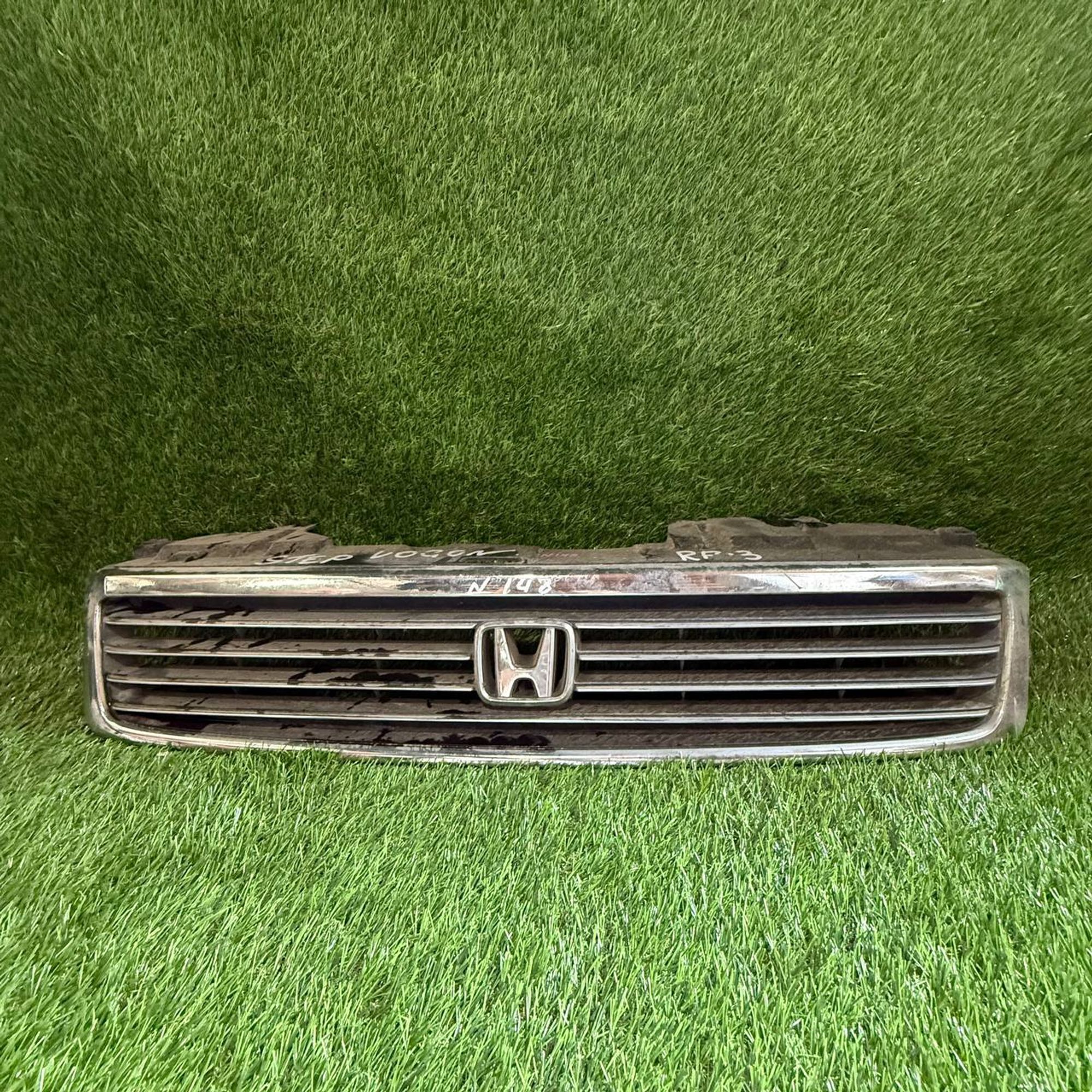 148 Решетка радиатора Honda Stepwgn RF3, 3000 рублей, Невинномысск