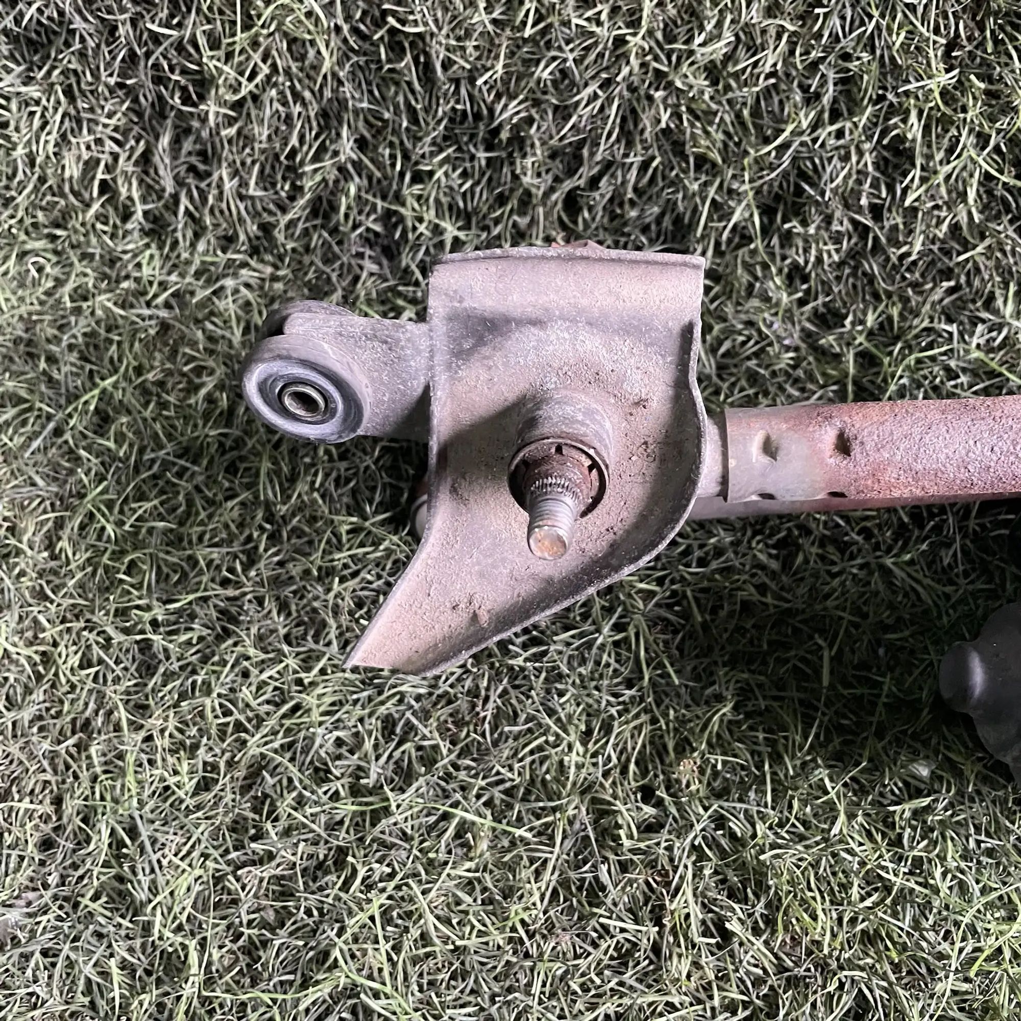 https://ycs.partsauto.market/partsauto-images/thmbs/userImages/772e461030aea93f4dbb6447c0f924d3/part/088ddb04-5957-48c5-bad8-162a7da72e72_1778830029586.jpg