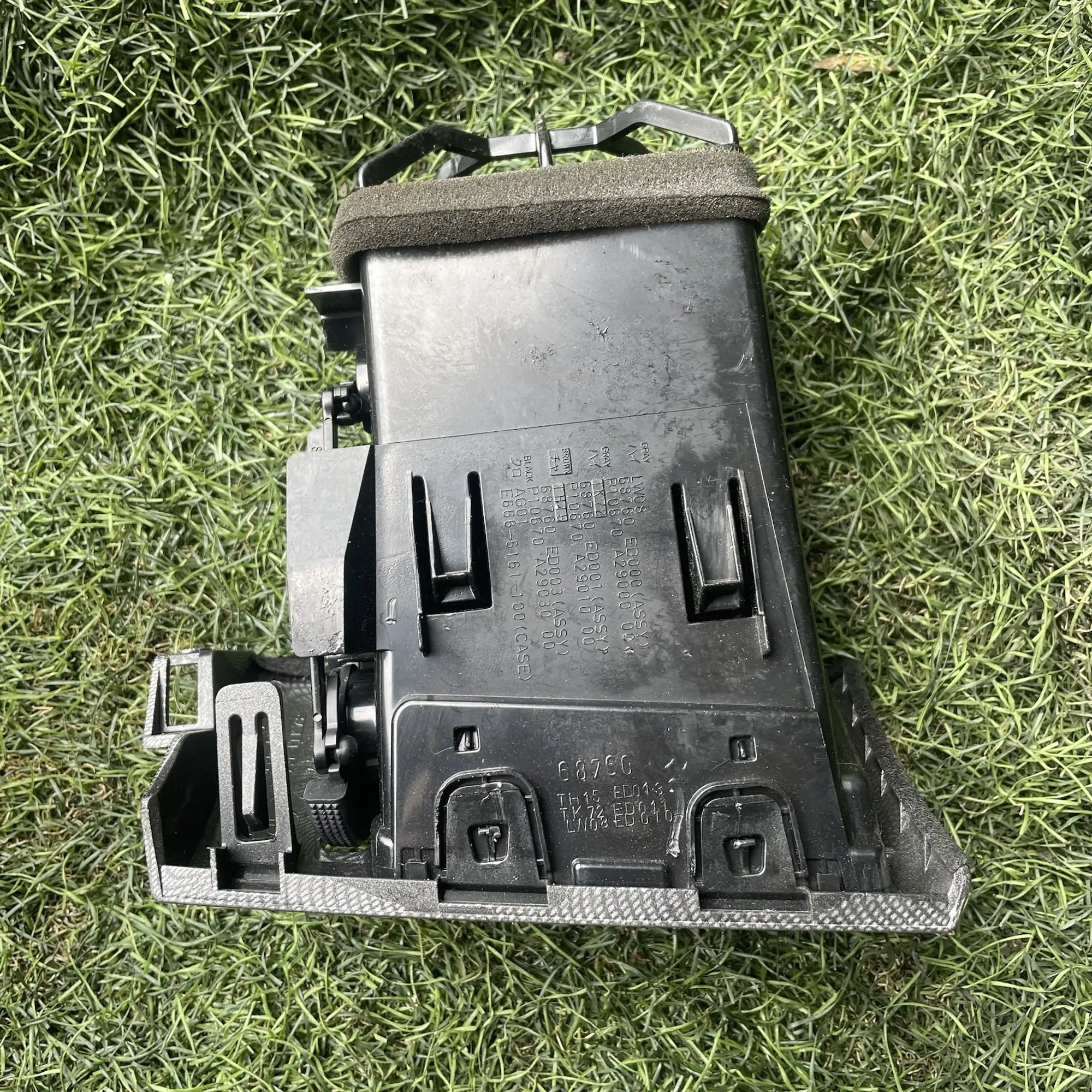 https://ycs.partsauto.market/partsauto-images/thmbs/userImages/772e461030aea93f4dbb6447c0f924d3/part/0902c36d-af66-4a82-92c7-ee87823ad314_1779095122070.jpg