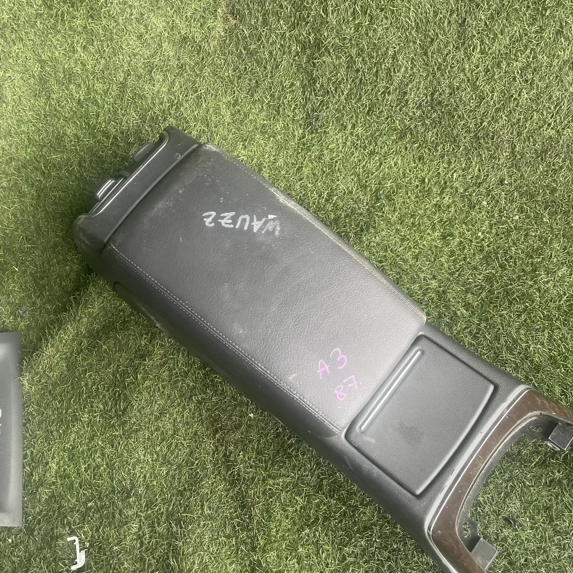 https://ycs.partsauto.market/partsauto-images/thmbs/userImages/772e461030aea93f4dbb6447c0f924d3/part/09250937-4958-41f5-ad0a-0e8c276cbc44_1776674635032.jpg