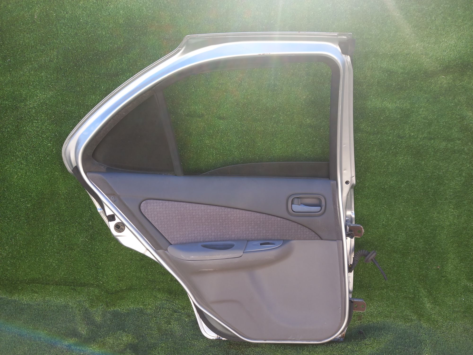 163 дверь на NISSAN SUNNY FB15, 8500 рублей, Невинномысск