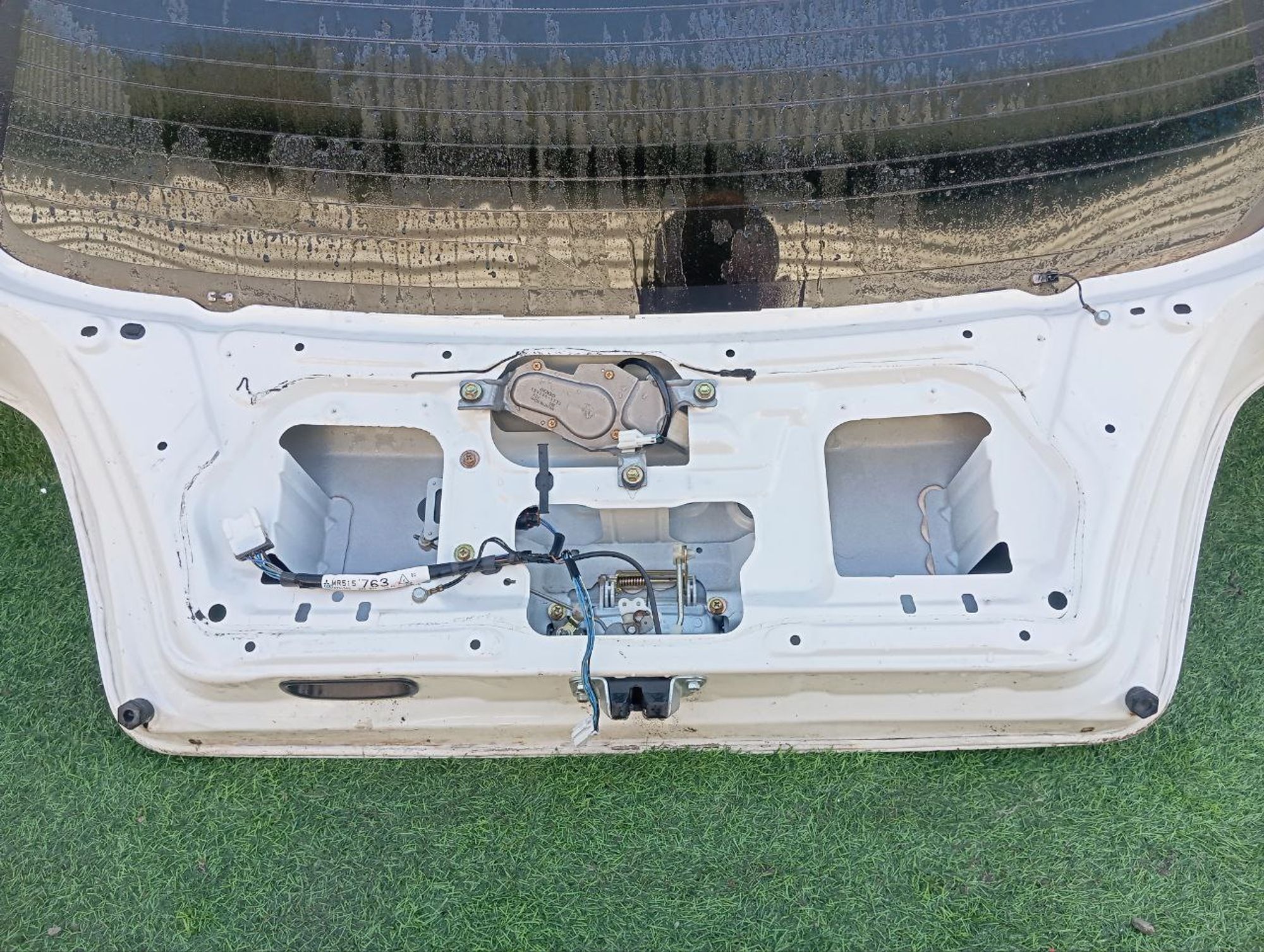 233 дверь багажника на MITSUBISHI AIRTREK CU2W, 23500 рублей, Невинномысск