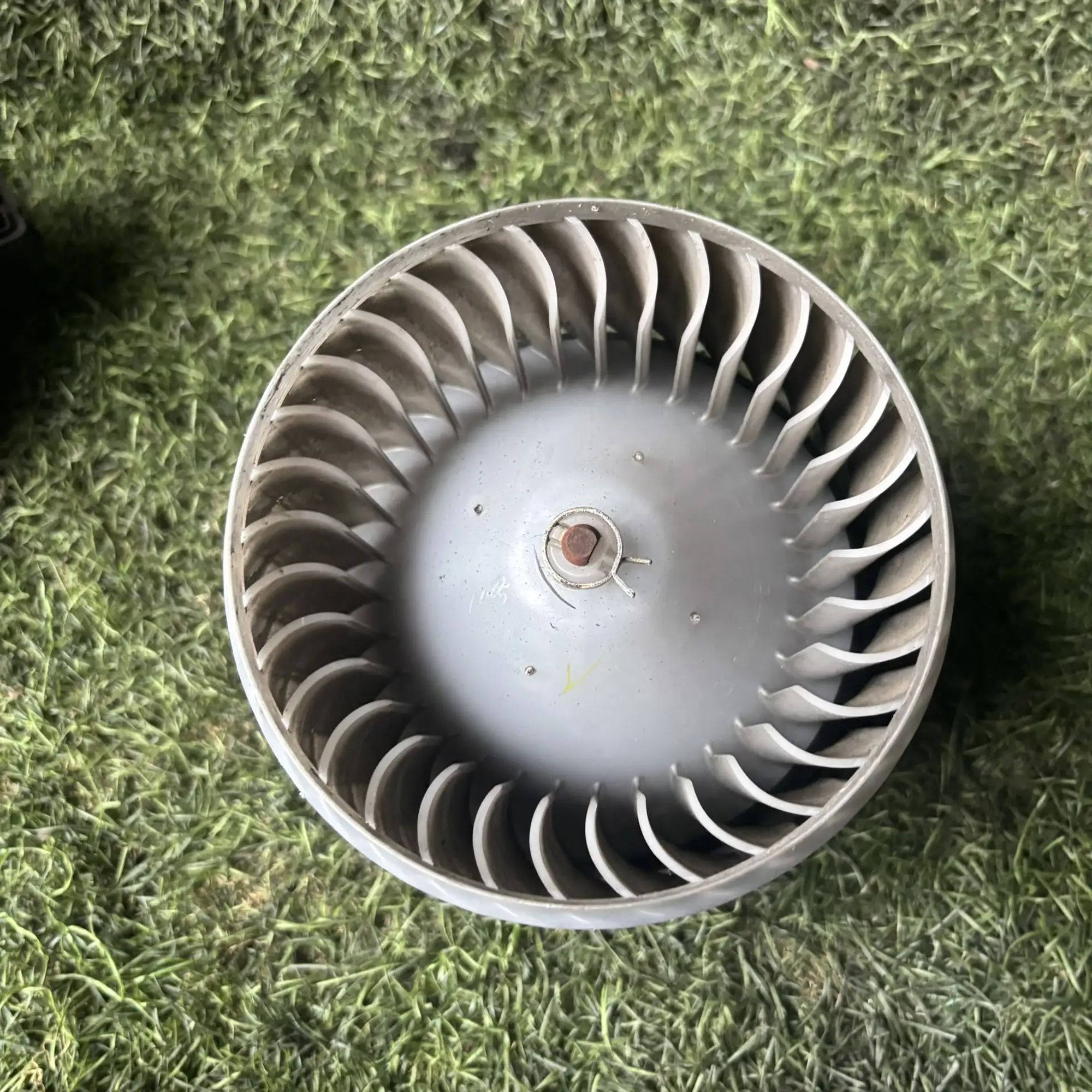 https://ycs.partsauto.market/partsauto-images/thmbs/userImages/772e461030aea93f4dbb6447c0f924d3/part/098c7c18-b358-49a7-961d-1f13487c05cc_1776932470120.jpg