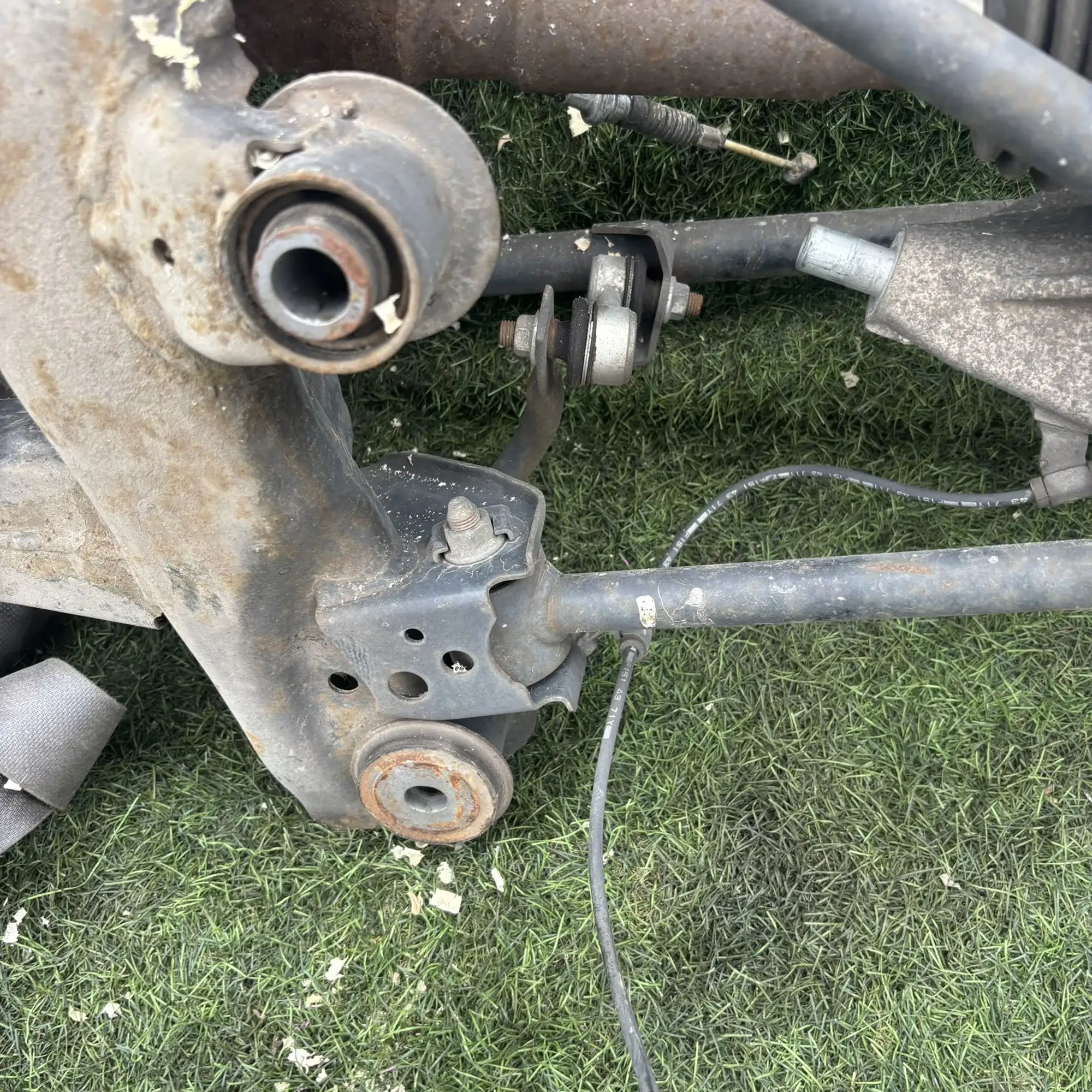 https://ycs.partsauto.market/partsauto-images/thmbs/userImages/772e461030aea93f4dbb6447c0f924d3/part/099501e2-af28-4cc8-a09f-26301e08d764_1777026879748.jpg