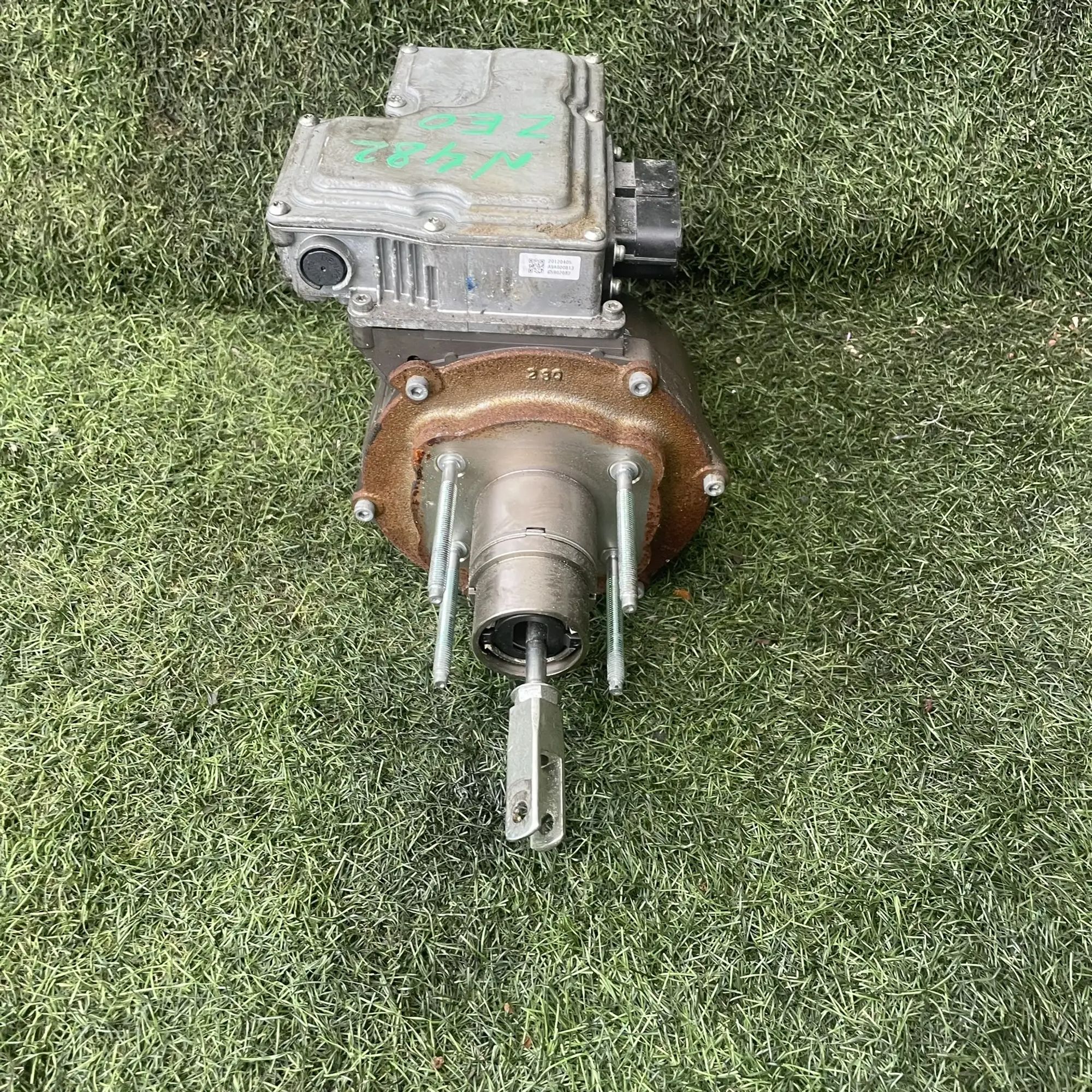 https://ycs.partsauto.market/partsauto-images/thmbs/userImages/772e461030aea93f4dbb6447c0f924d3/part/09bc827d-cb28-4e0d-9548-b4e2d27b3b18_1776926179456.jpg