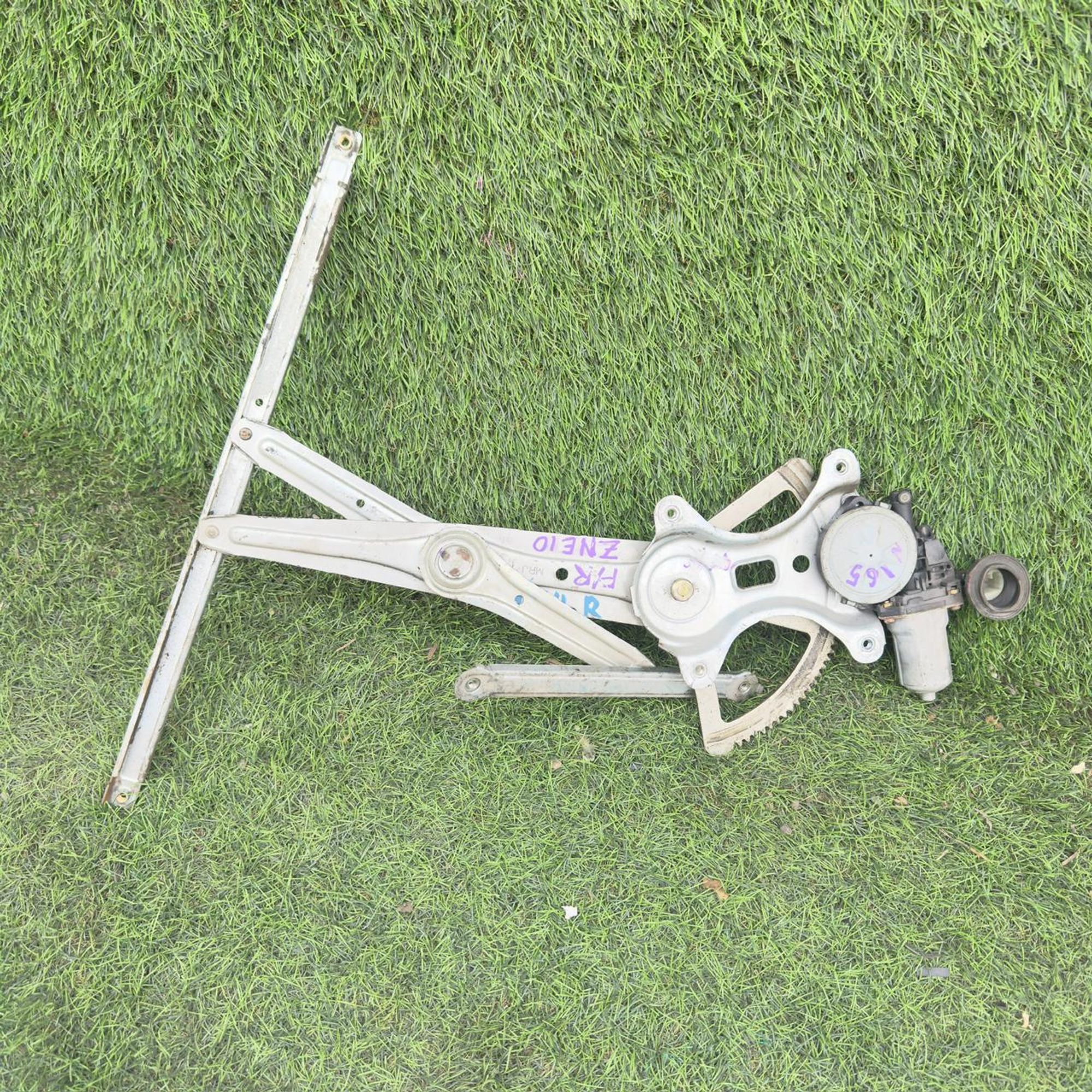 165 Стеклоподъемник передней правой двери TOYOTA WISH ZNE10, 4000 рублей, Невинномысск