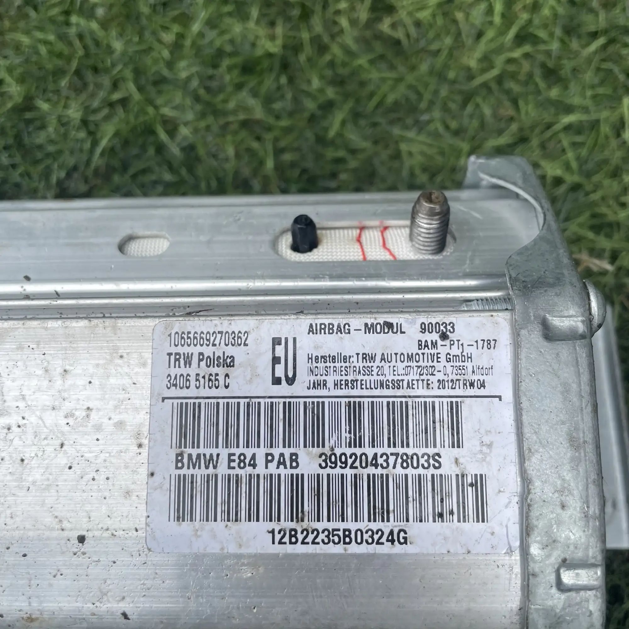 https://ycs.partsauto.market/partsauto-images/thmbs/userImages/772e461030aea93f4dbb6447c0f924d3/part/09f13c66-2e31-475d-8753-98f86add542f_1778929332994.jpg